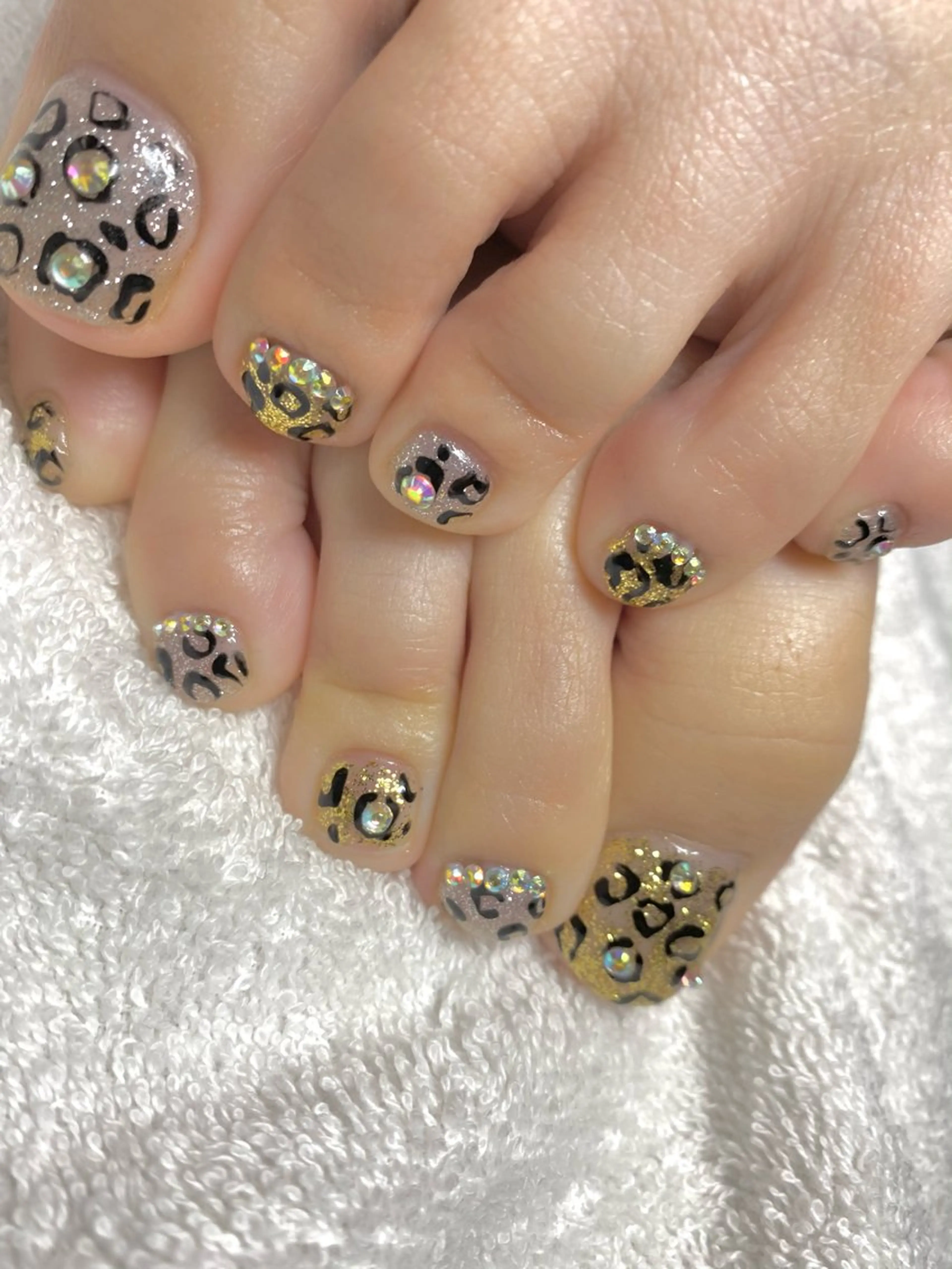 ネイル キラキラネイル plume 🌼SERINA🌼のネイルデザイン