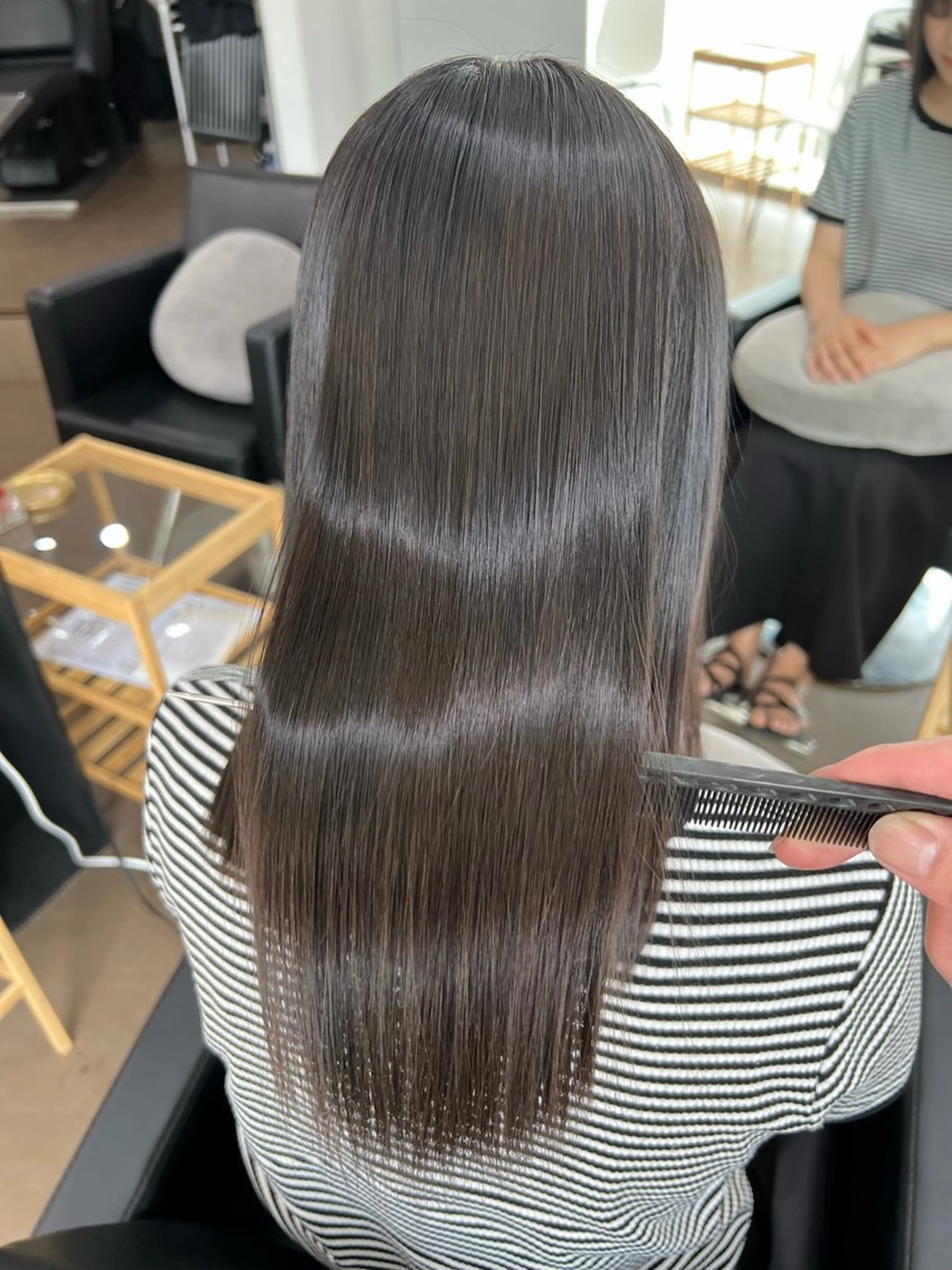 セミロング カラー 透明感カラー イルミナカラー 髪質改善 韓国風ヘア 縮毛矯正 神戸ボブ✂️ ioe三宮/田 伸佳のヘアスタイル