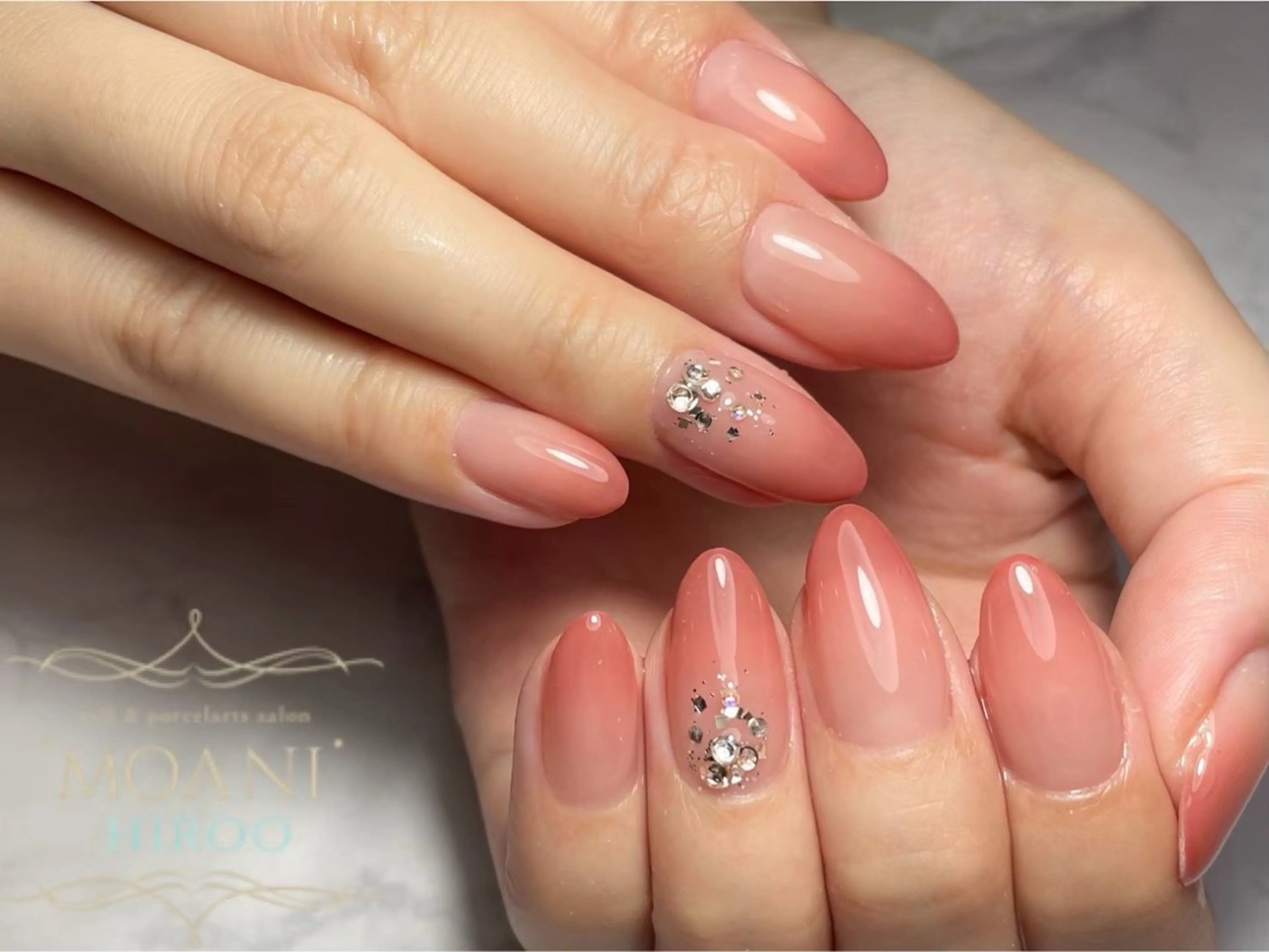 ネイル フィルインネイルサロンMOANIHiroo 恵比寿店所属・NAGAFUCHI HONOKAのネイルデザイン