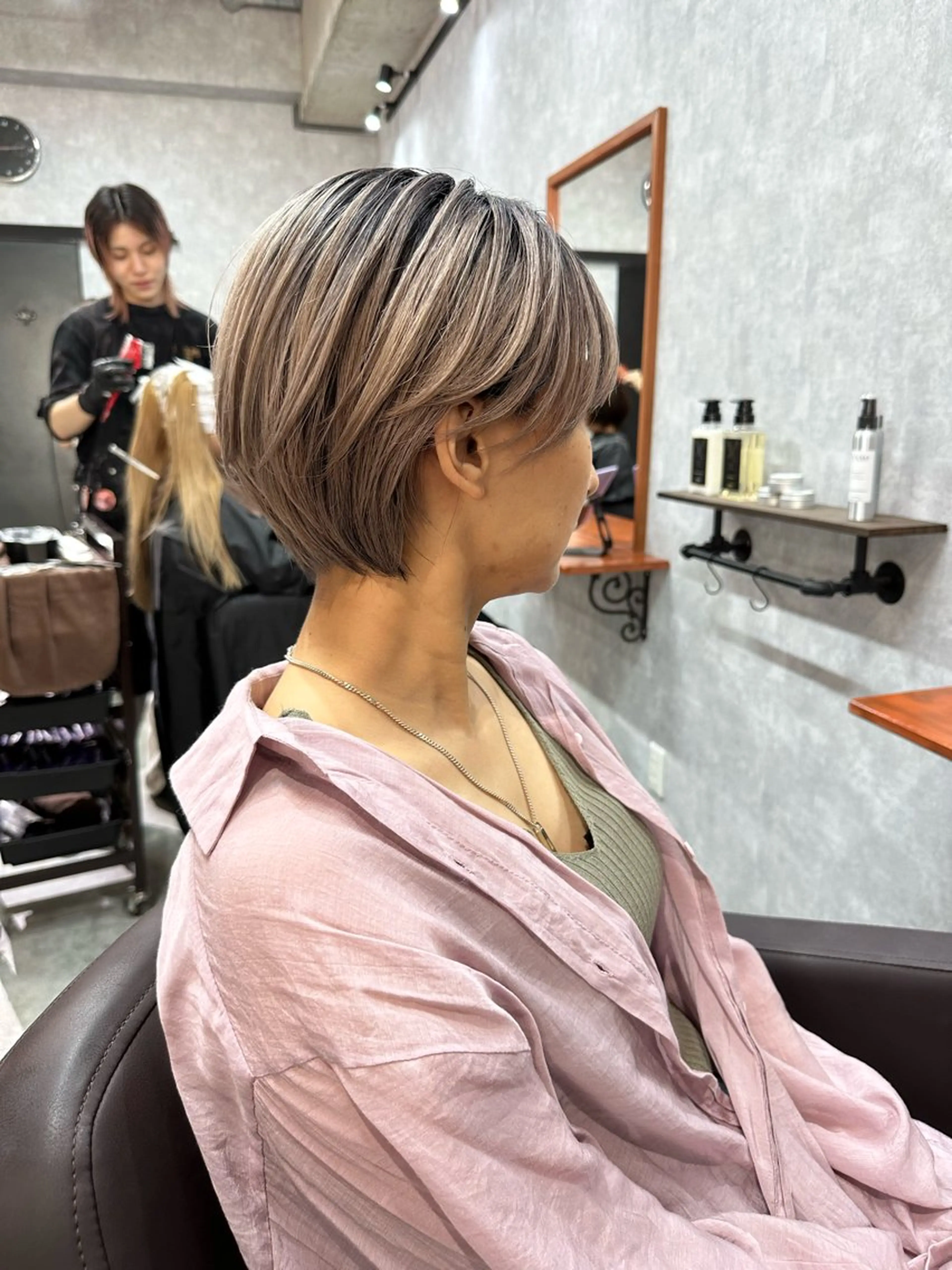 ショート 切りっぱなしボブ ショートボブ ハンサムショート 丸みショート ボブ カット ヘアカラー トリートメント C’LD hair produce /シールドヘア所属・モテ髪/ボブ/ショー ト/アダチフウトのヘアスタイル