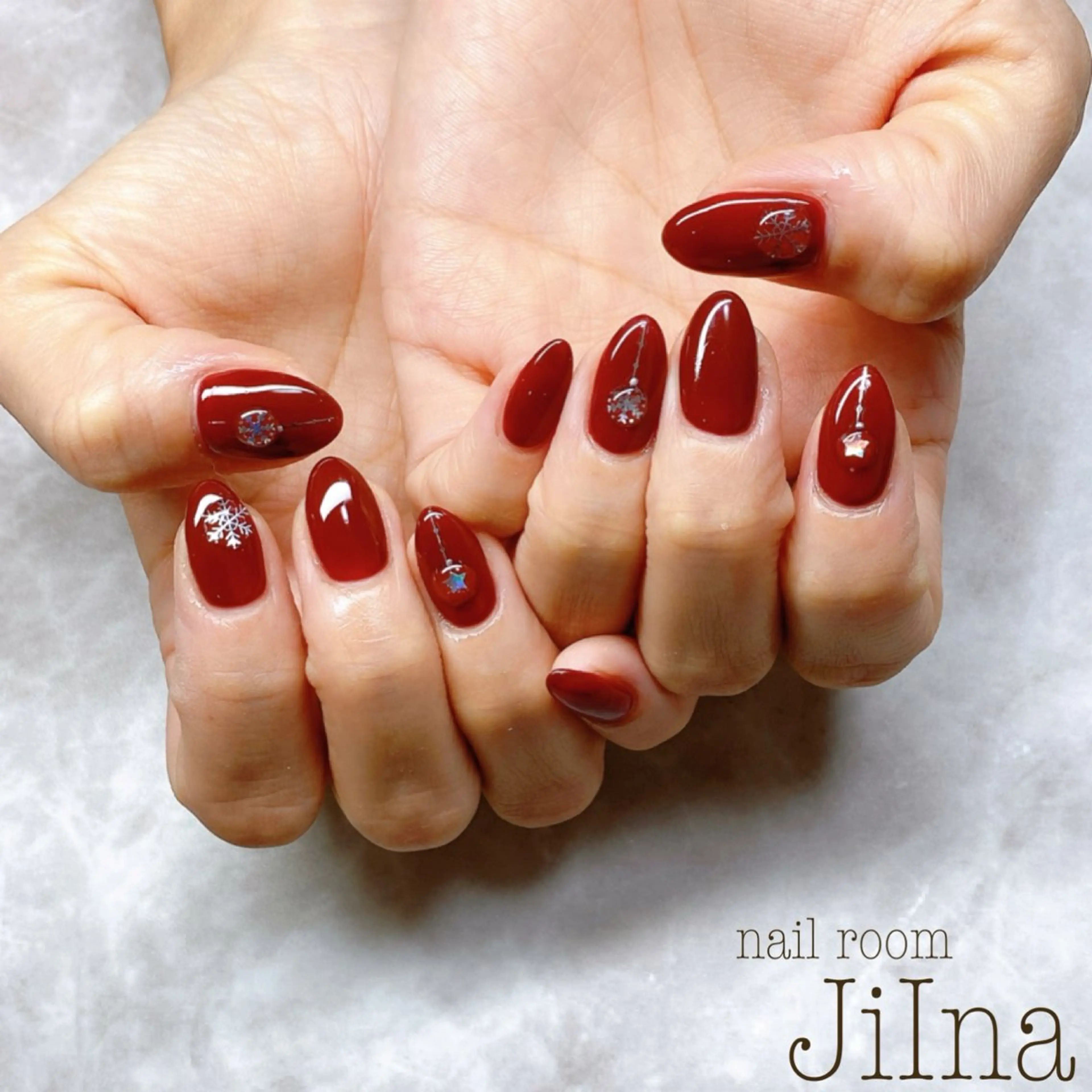 ネイル 持ち込み JiIna nailのネイルデザイン