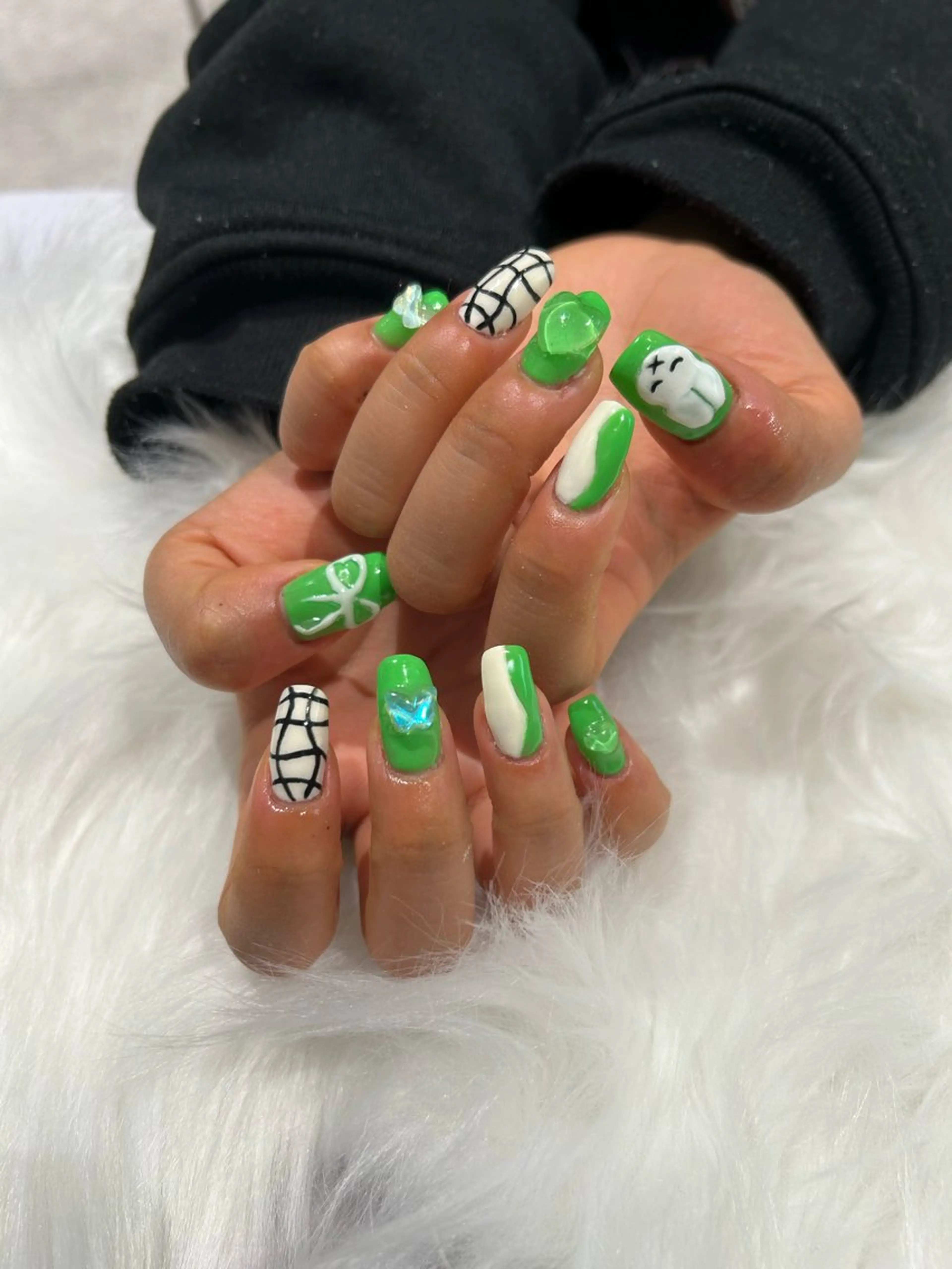 ネイル 成人式 長さ出し 韓国ネイル ショートネイル ハンドネイル ♡ハイトーン★ ネイル/しの♡のヘアスタイル