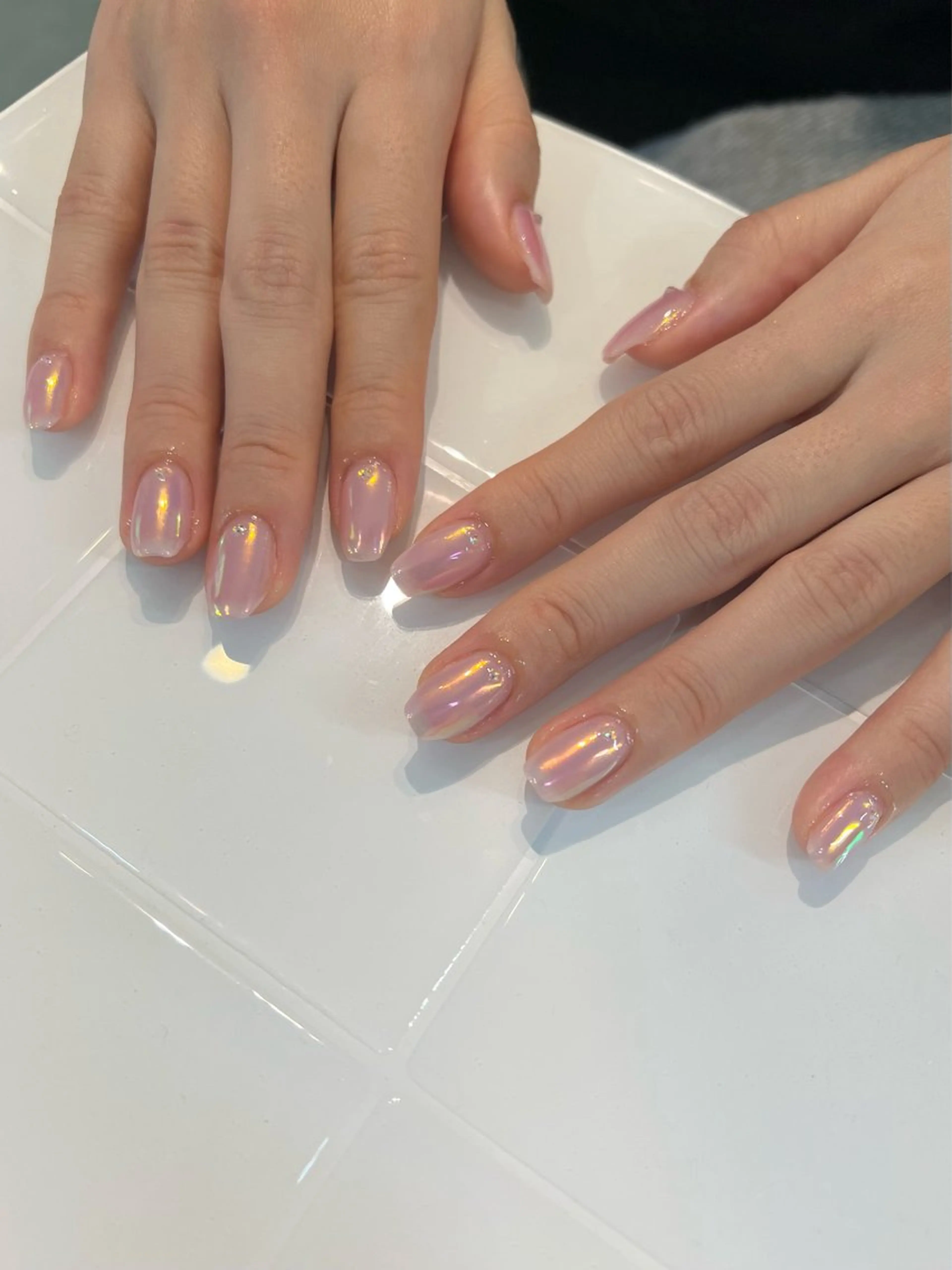 ネイル オーロラネイル sio.nail&eyebrow salon shimokitazawa2号店所属・nailist mana𖤐´-のネイルデザイン