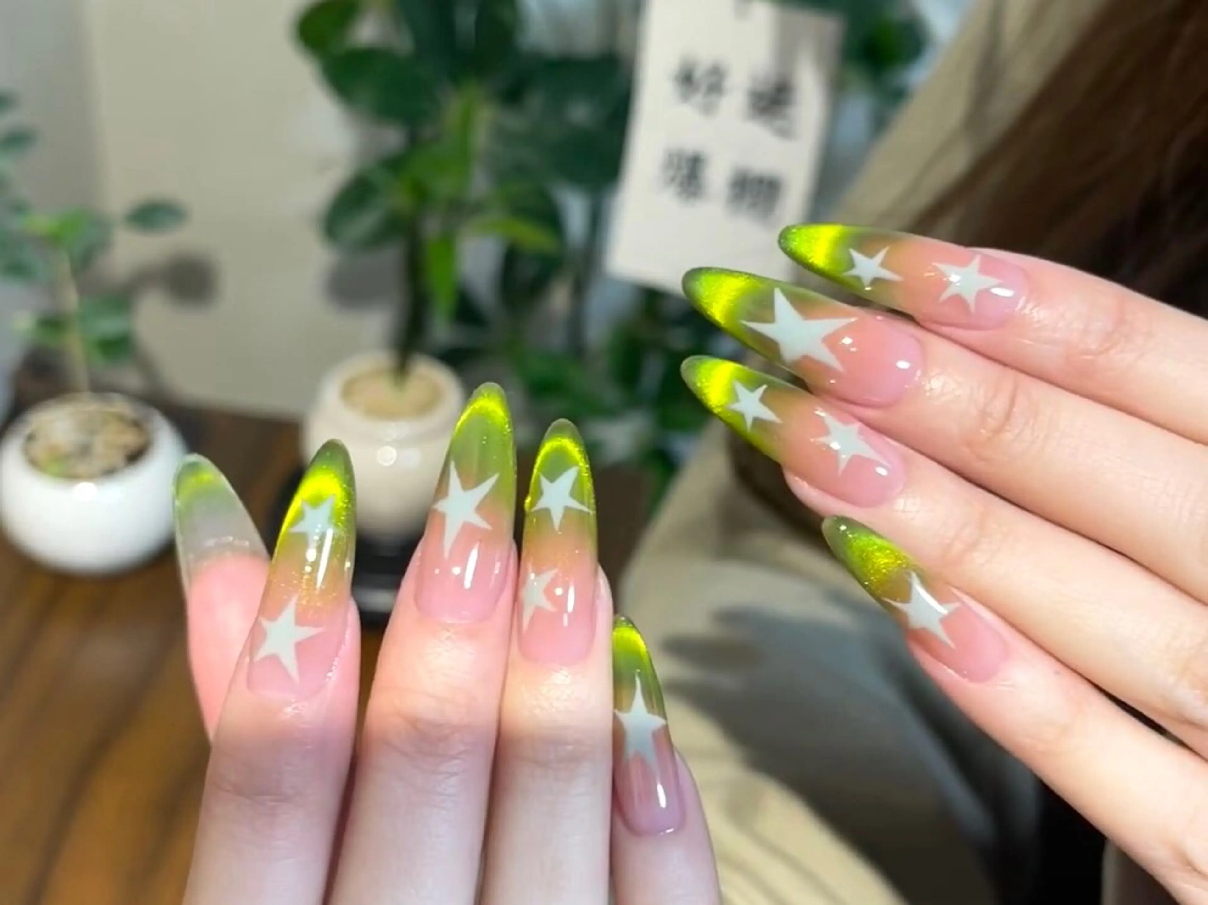 ネイル ハンドネイル ハンドケア DarkHoney 池袋店のネイルデザイン