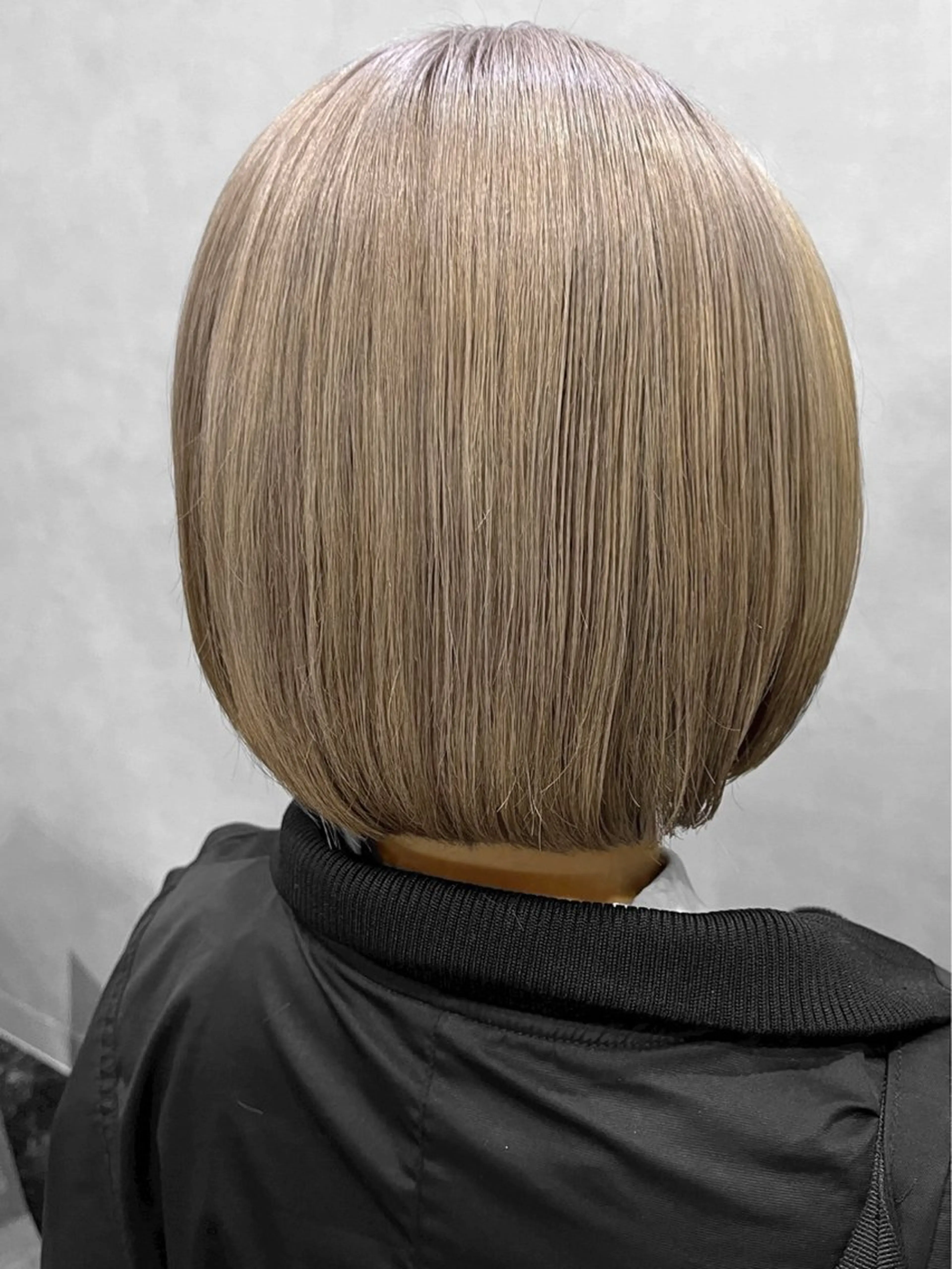 ミディアム カラー カット ヘアカラー トリートメント ハイトーン/韓国風/ 艶髪/吉祥寺のヘアスタイル