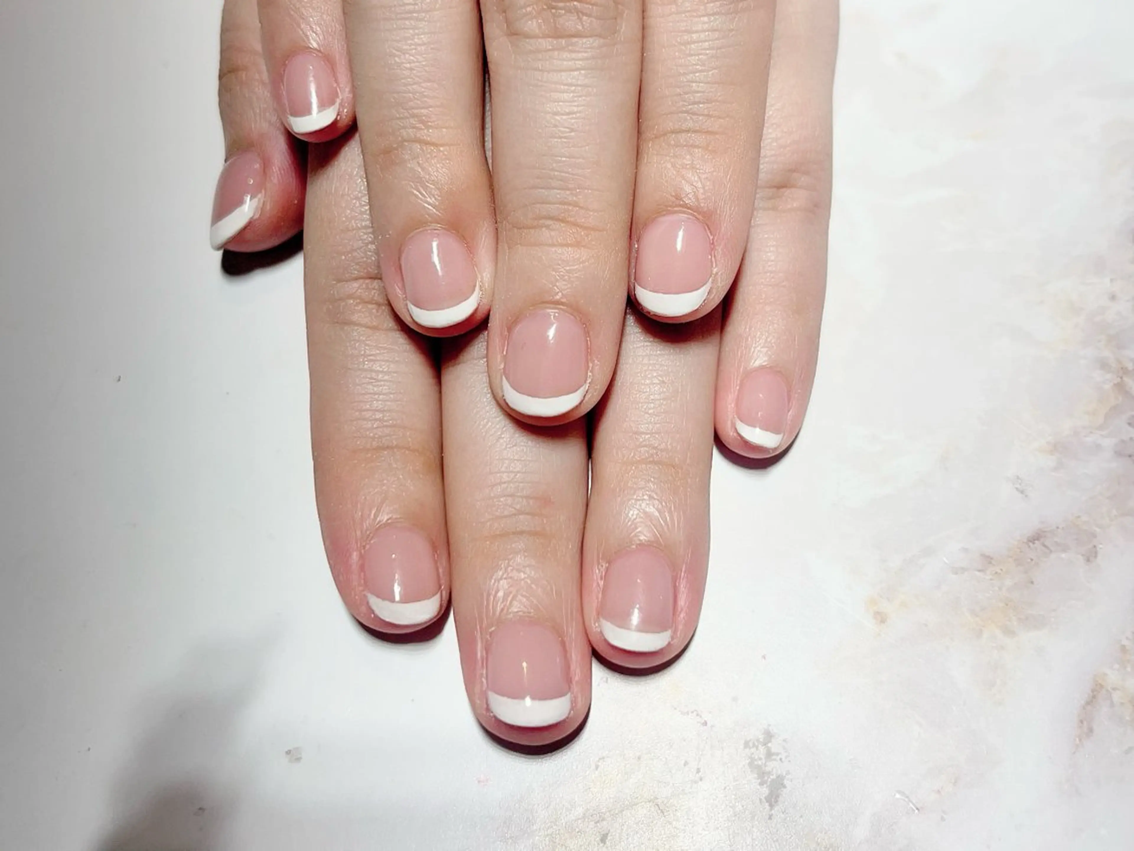 ネイル フレンチネイル ハンドネイル RIKA@salon newsproutのネイルデザイン