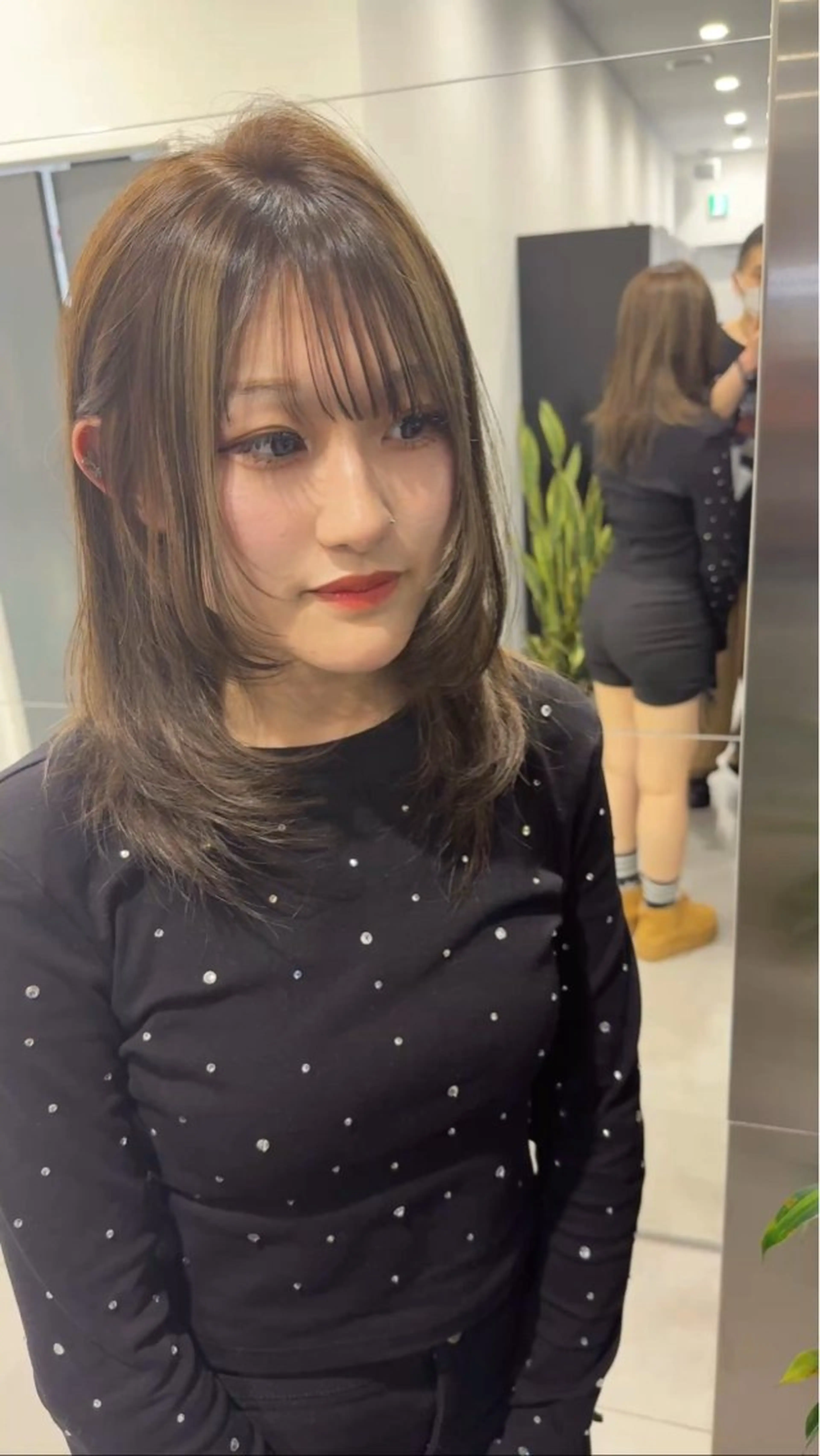 セミロング カラー ベージュカラー レイヤーカット カット ヘアカラー トリートメント GO TODAY シェアサロン 町田店所属・韓国ヘア🇰🇷 スズキのヘアスタイル