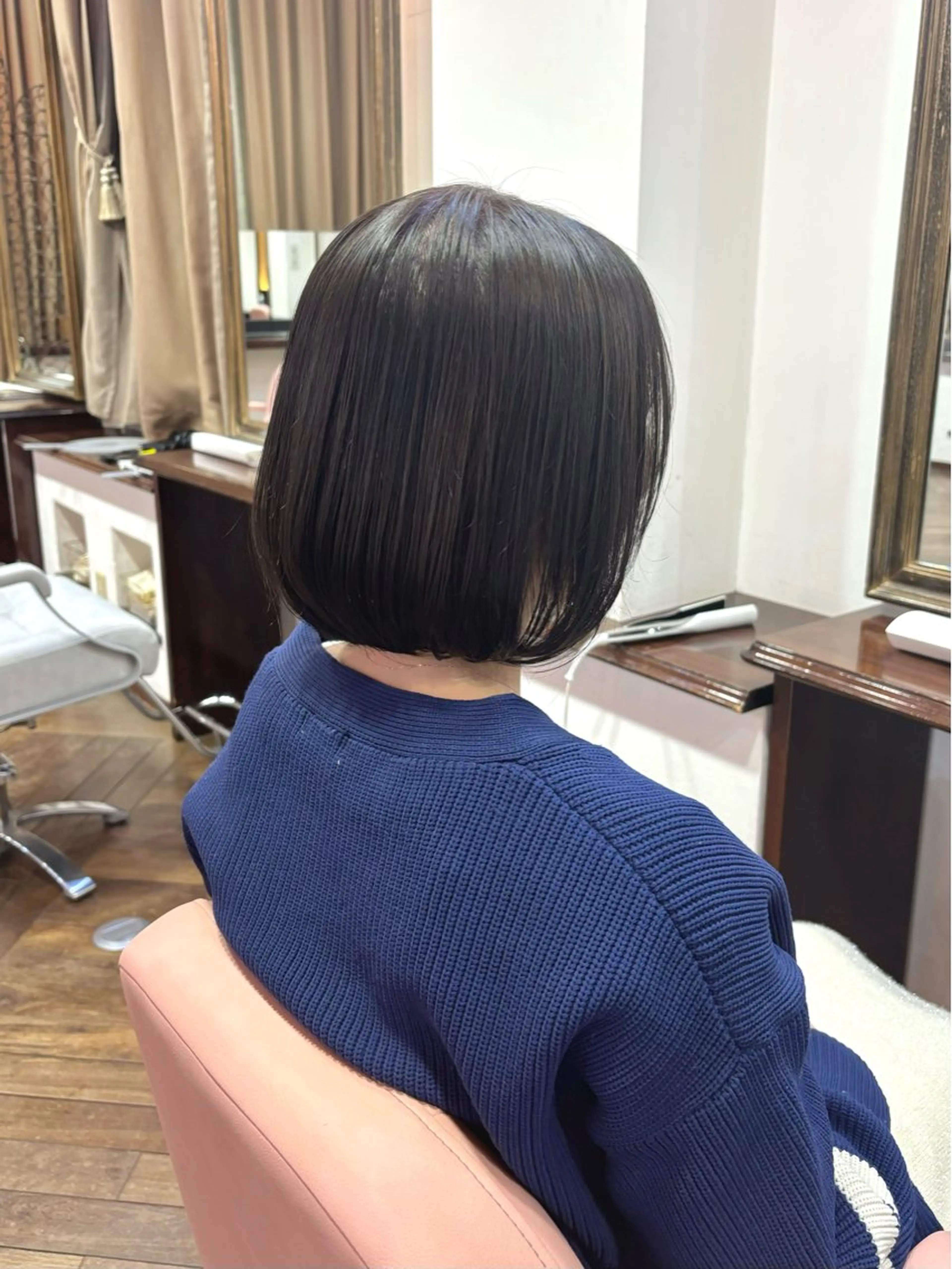 ミディアム カラー 勝田 沙耶のヘアスタイル