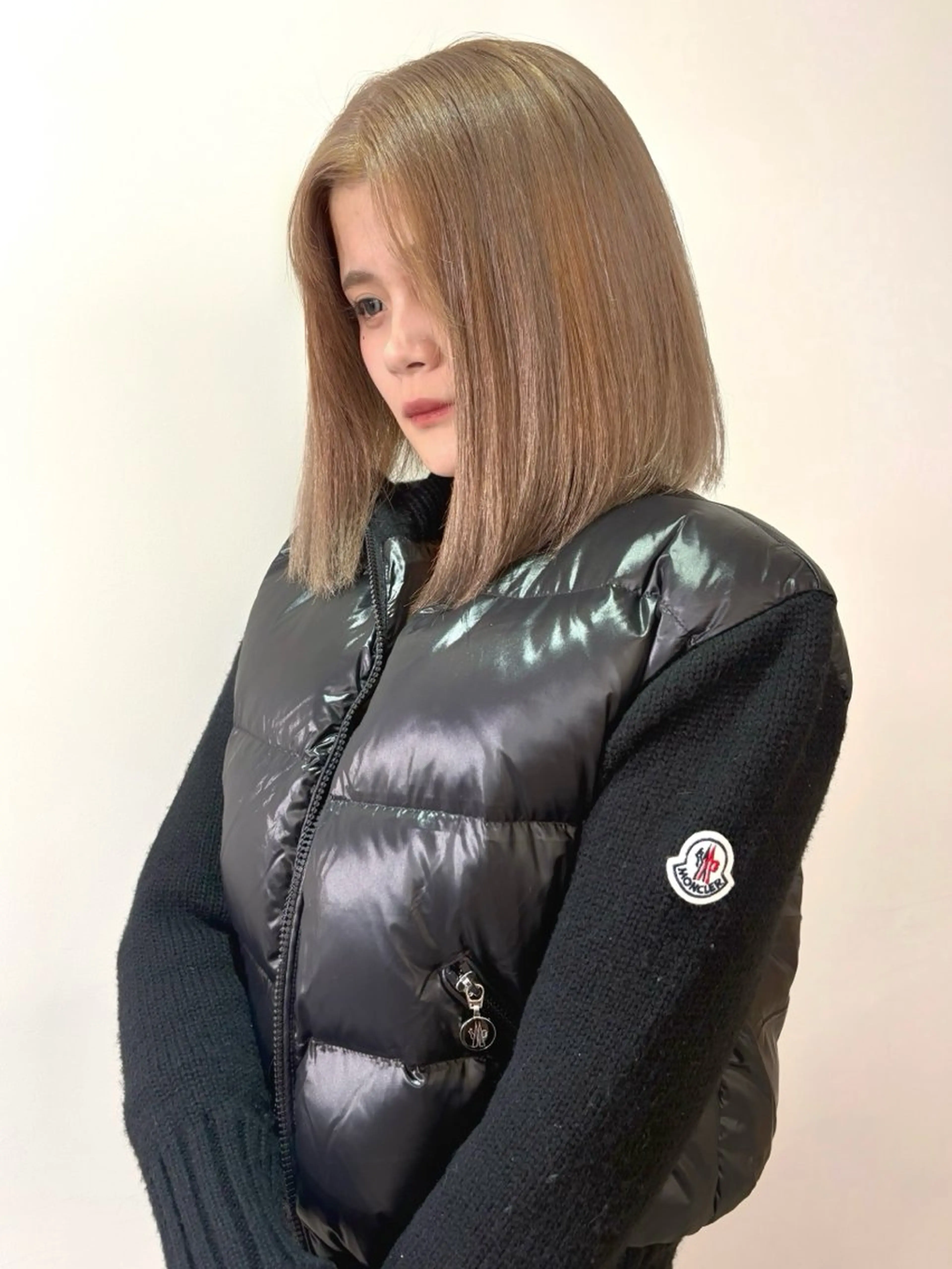 ミディアム カラー ベージュカラー ブリーチ ミルクティーベージュ ヘアカラー Yuna/ブリーチ なしベージュのヘアスタイル