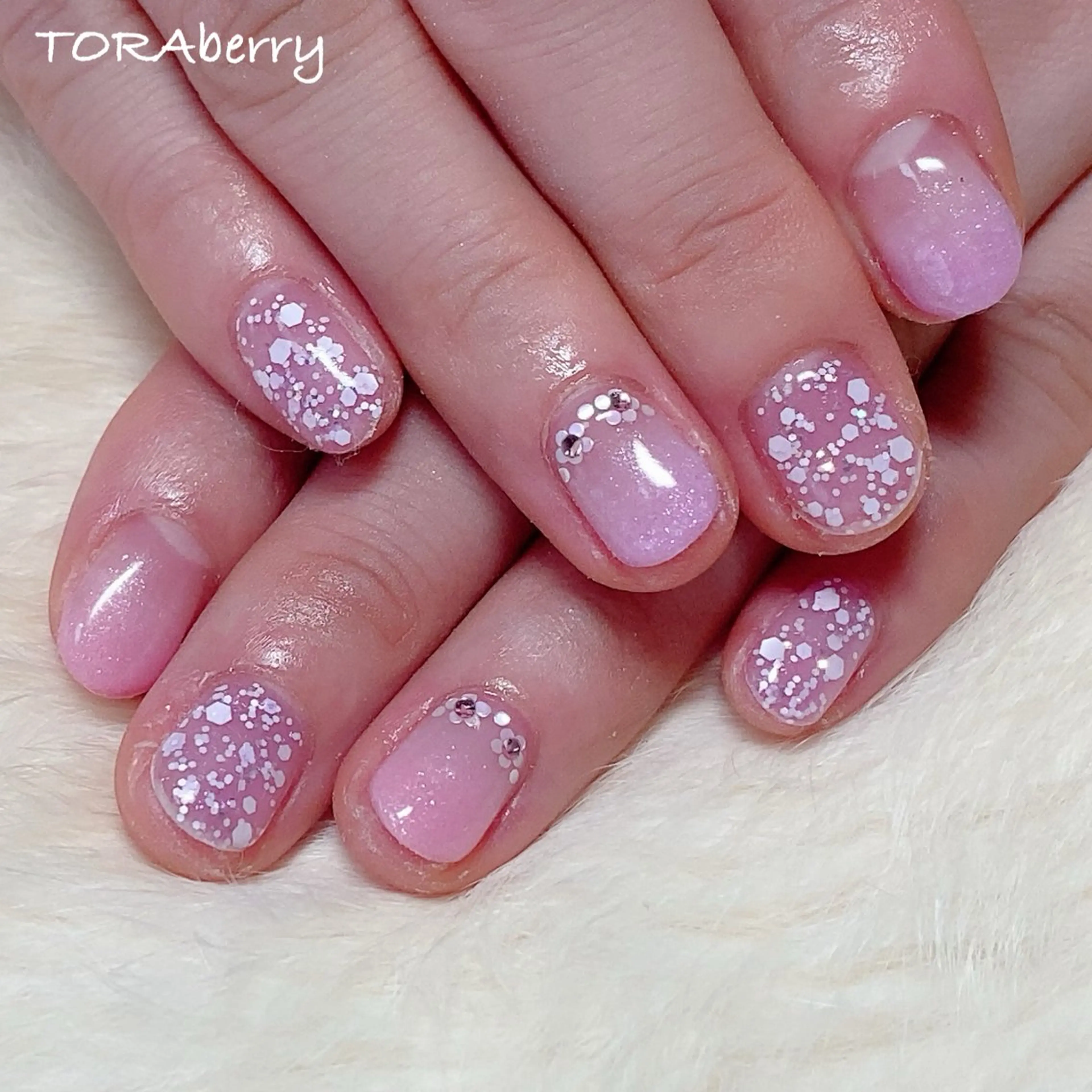 ネイル ネイリスト なつみのネイルデザイン