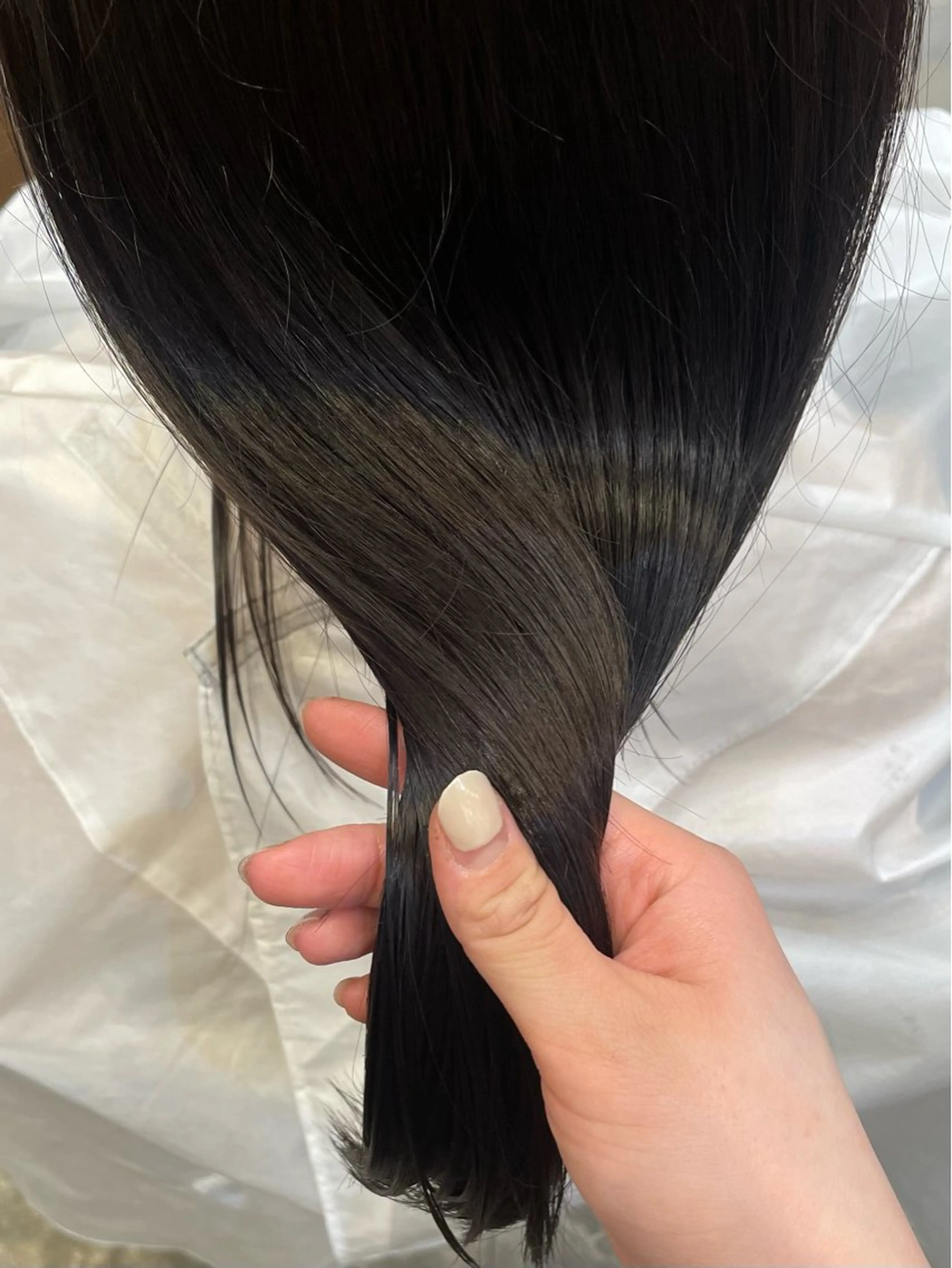 ミディアム ayane / ロングレイヤーカットのヘアスタイル