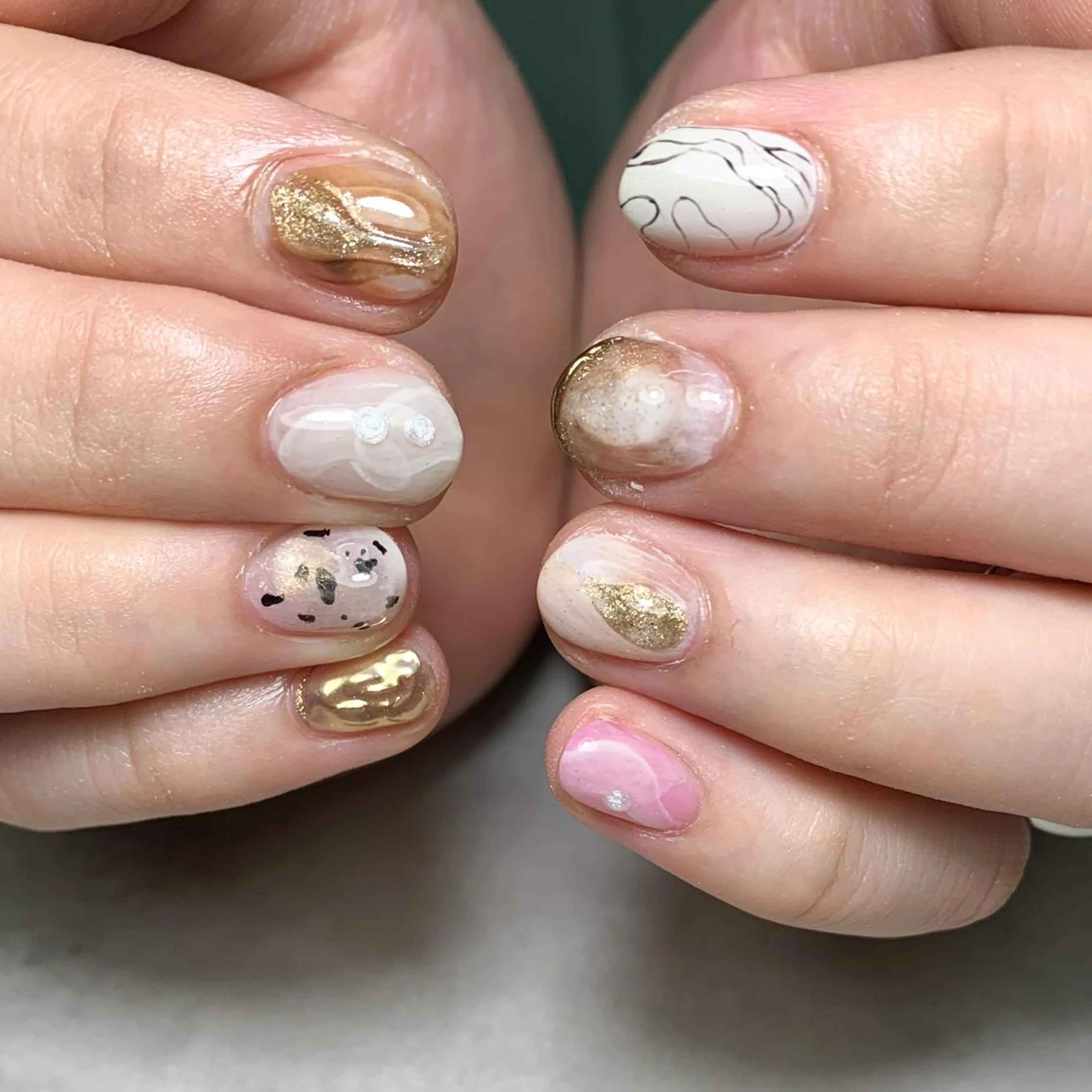 ネイル atelier　FIORITURA所属・FIORITURA aiのネイルデザイン