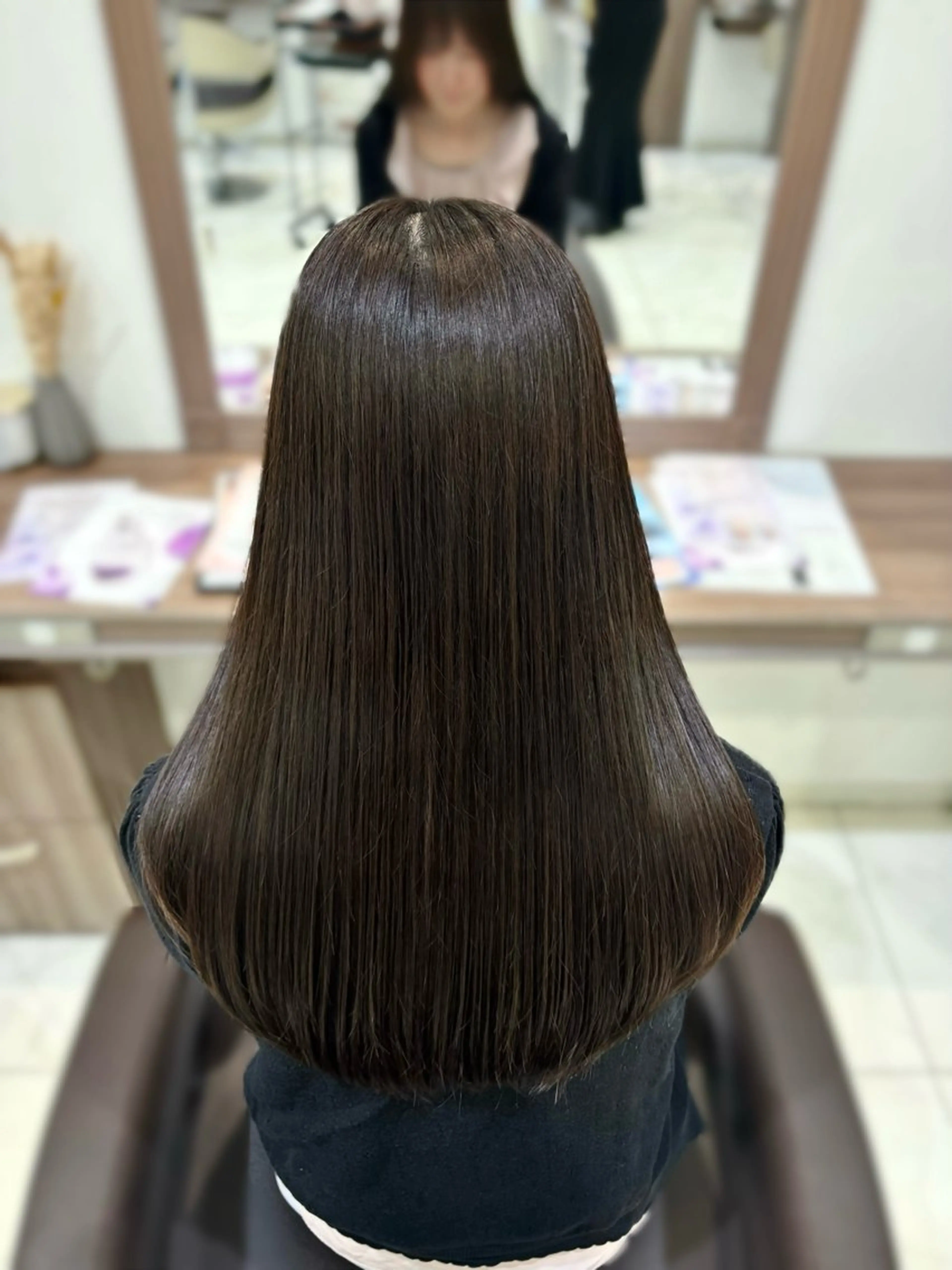 ロング カット ヘアカラー 🤍透明感カラー・ きらら‎🤍のヘアスタイル