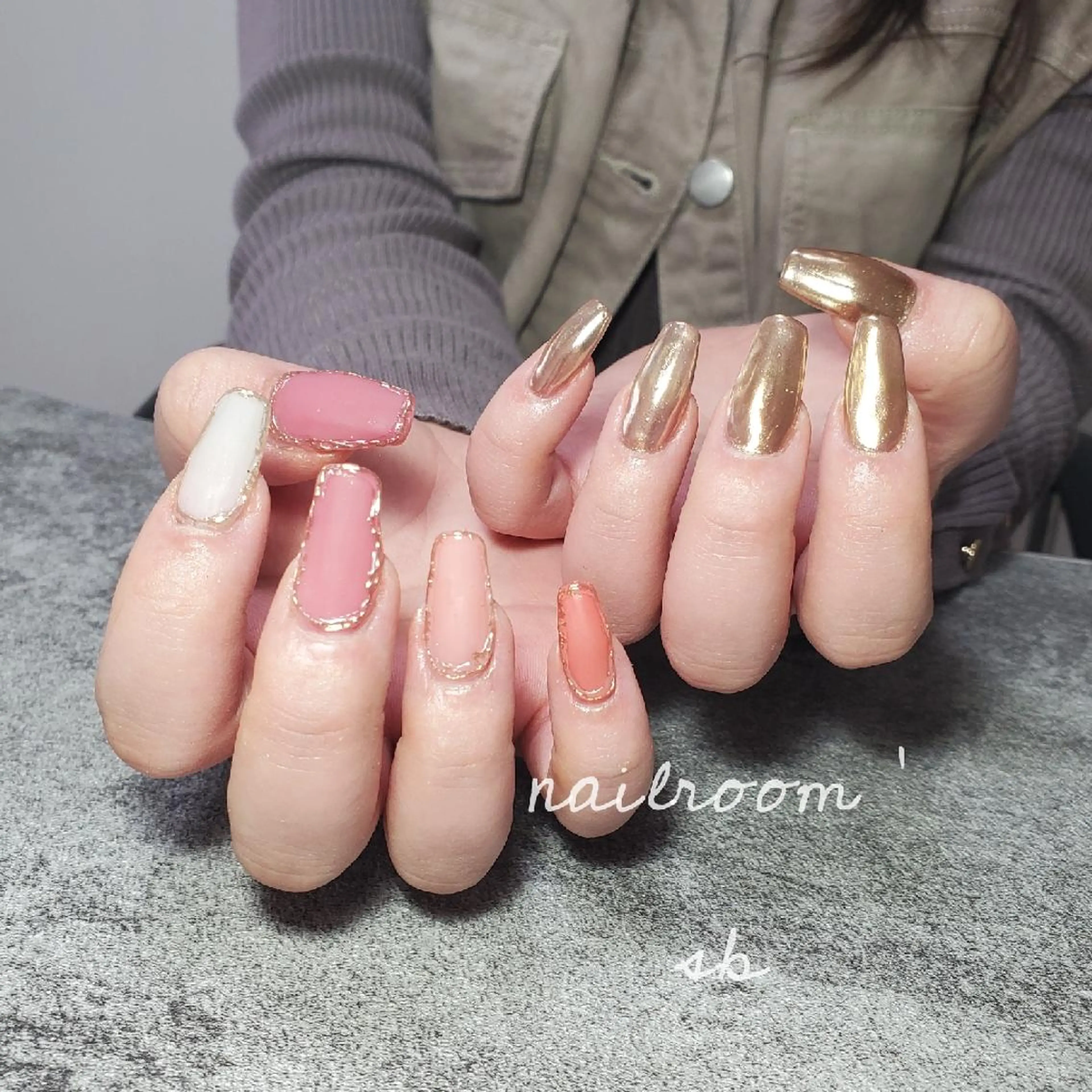 ネイル ハンドネイル nailroom‪ sb‪‪𓈒𓂂𓏸のネイルデザイン