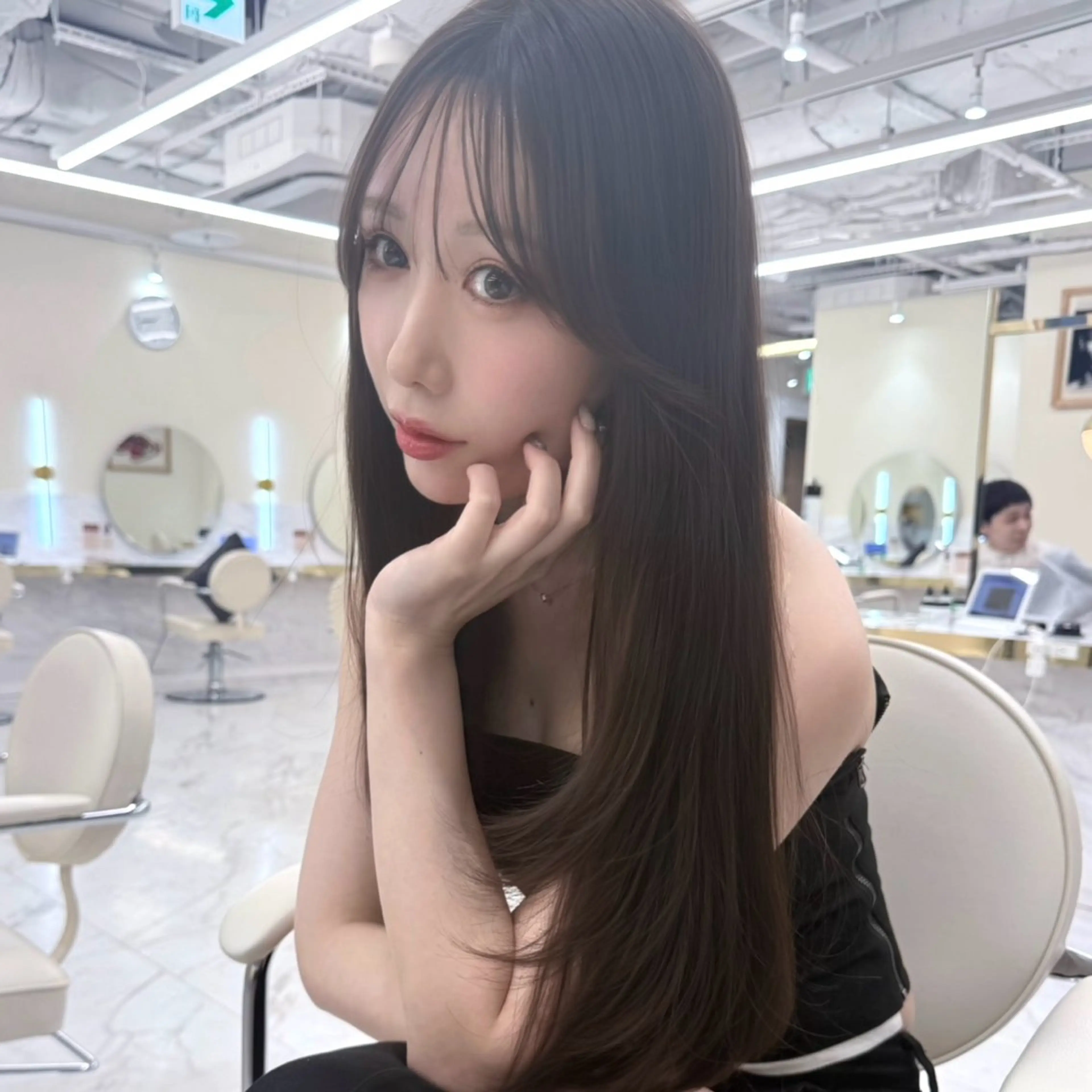 ロング カラー 透明感カラー ボブ ヨシンモリ 韓国風ヘア レイヤーカット ヘアカラー ニシダヒカリ🌙 髪質改善×似合わせのヘアスタイル