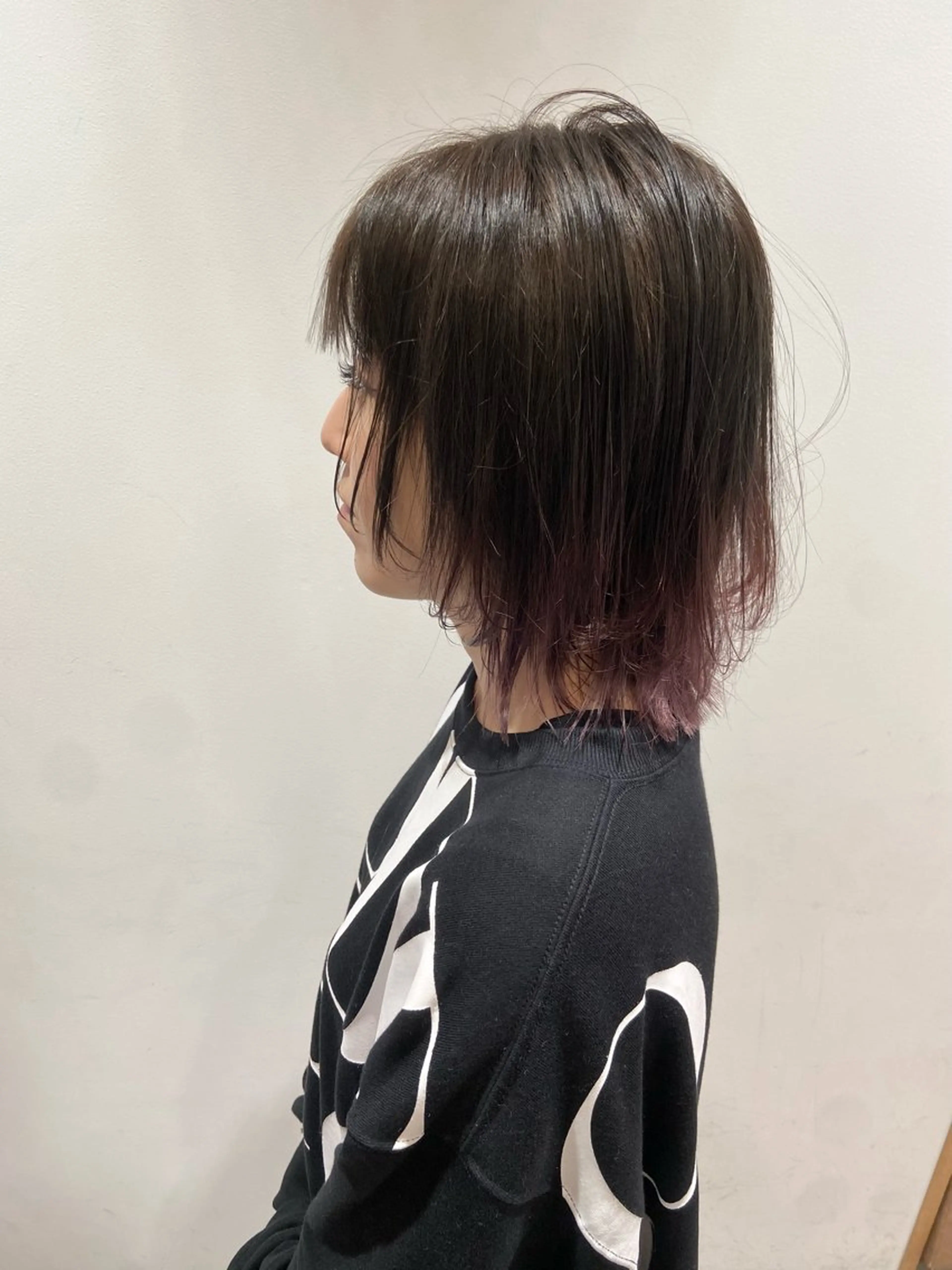 ミディアム ヘアカラー 🐺ウルフ/レイヤー 似合わせ‎🤍沙羅のヘアスタイル