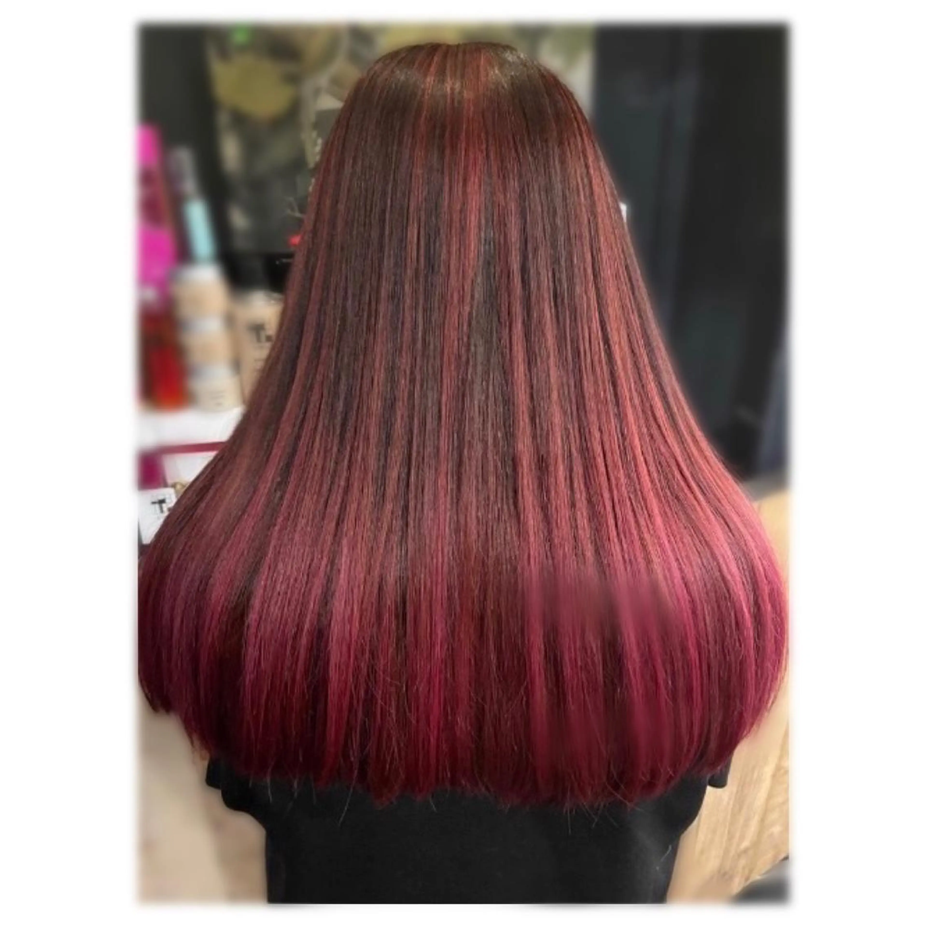 ロング カラー バレイヤージュ ハイライトカラー ピンクカラー ハイライト レイヤーカット ヘアカラー アフィロス所属・五十嵐 舞のヘアスタイル