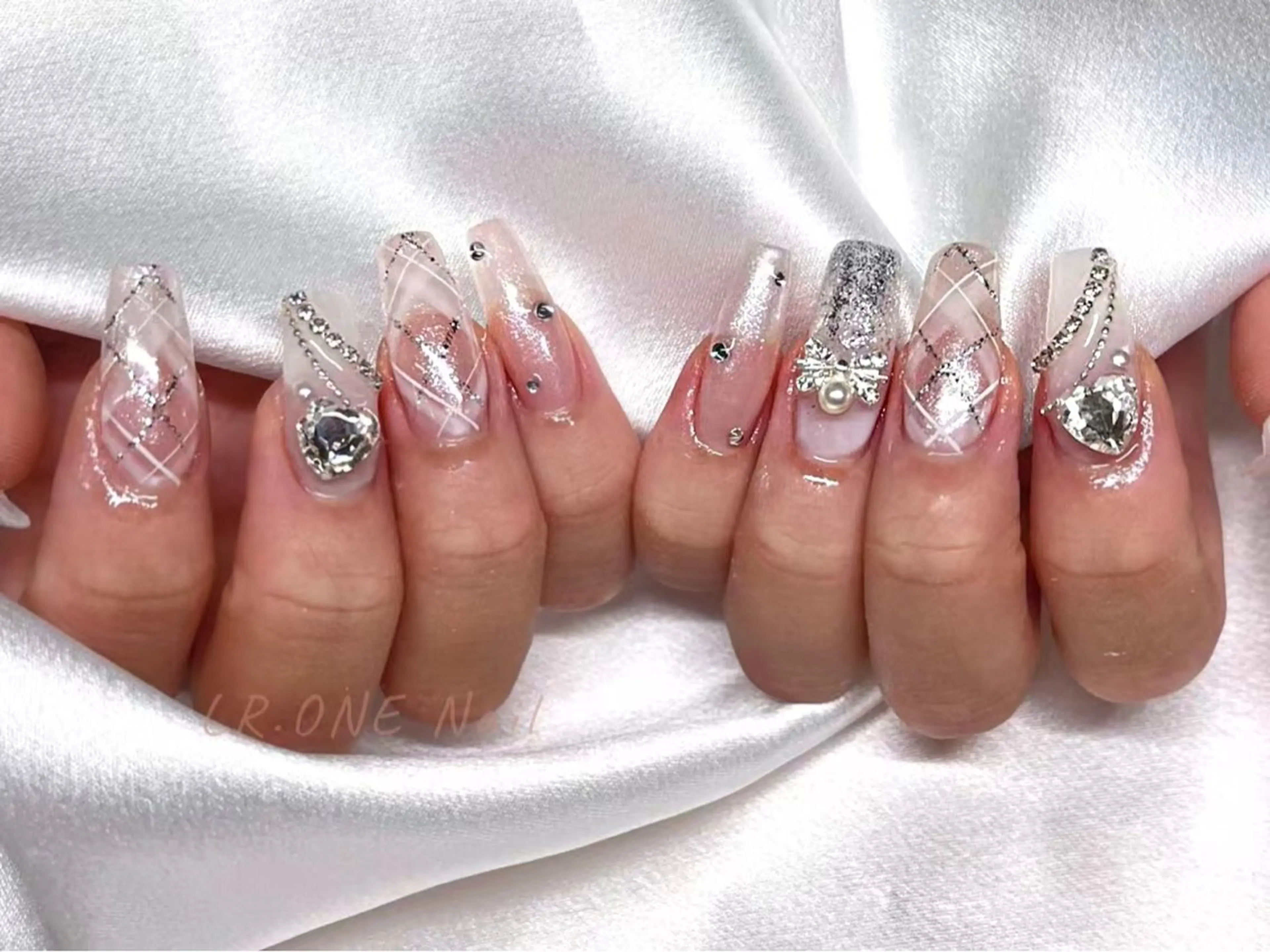 ネイル LR.ONE ヨウのネイルデザイン