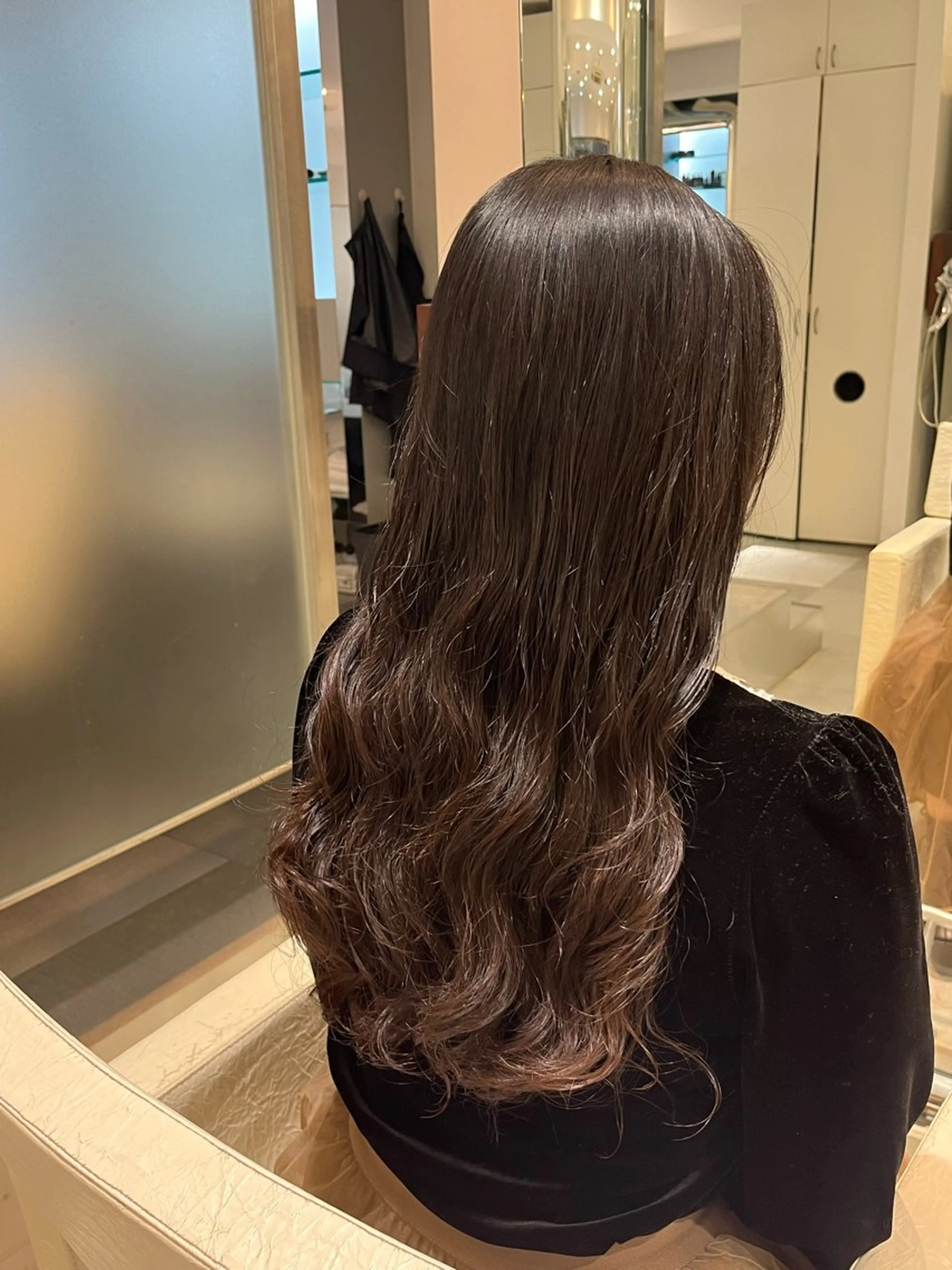 ロング パーマ 韓国風ヘア カット パーマ トリートメント コテ巻き風パーマ 藤澤　知彌のヘアスタイル