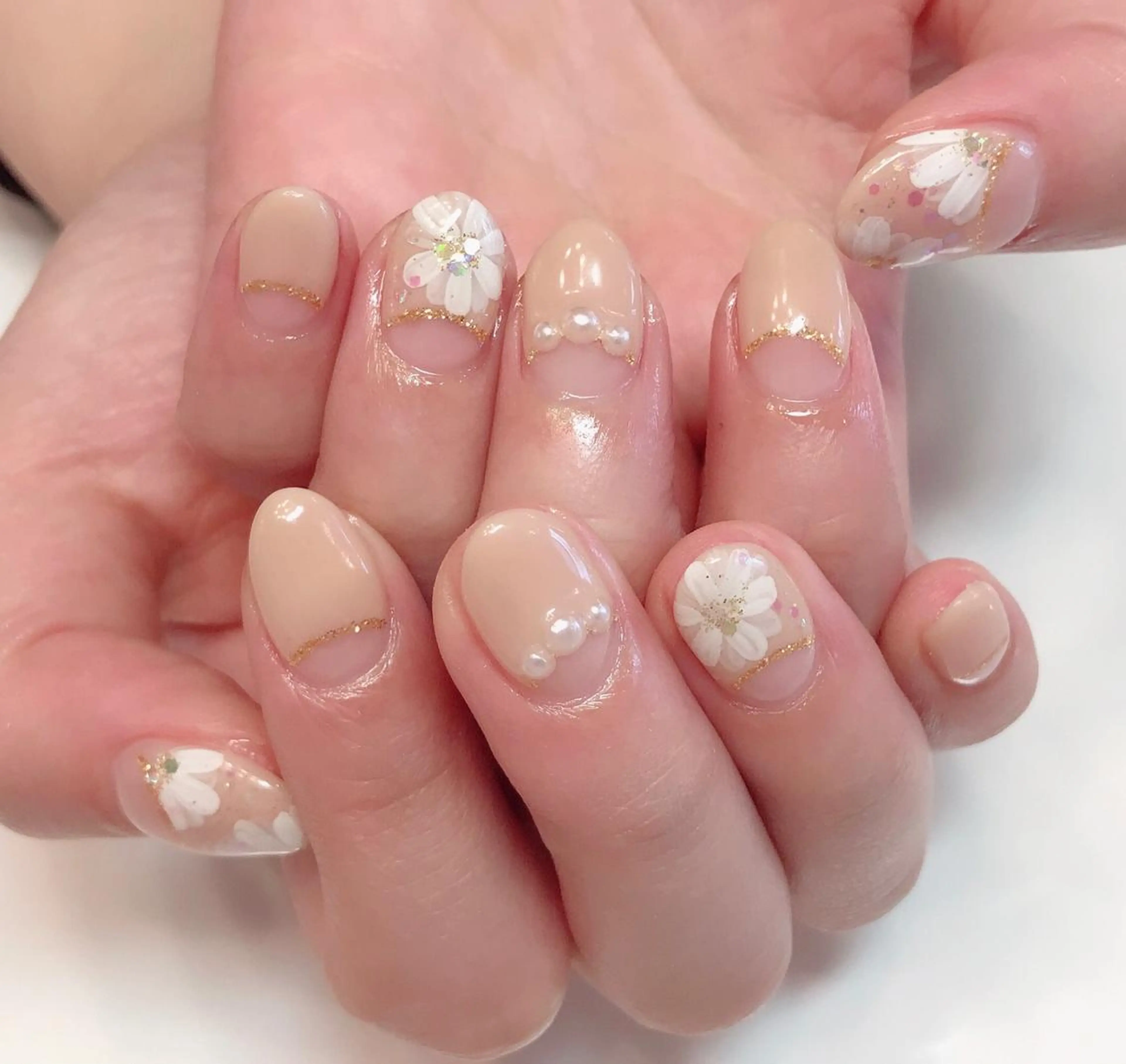 カラー ネイル Q Free nailsのネイルデザイン