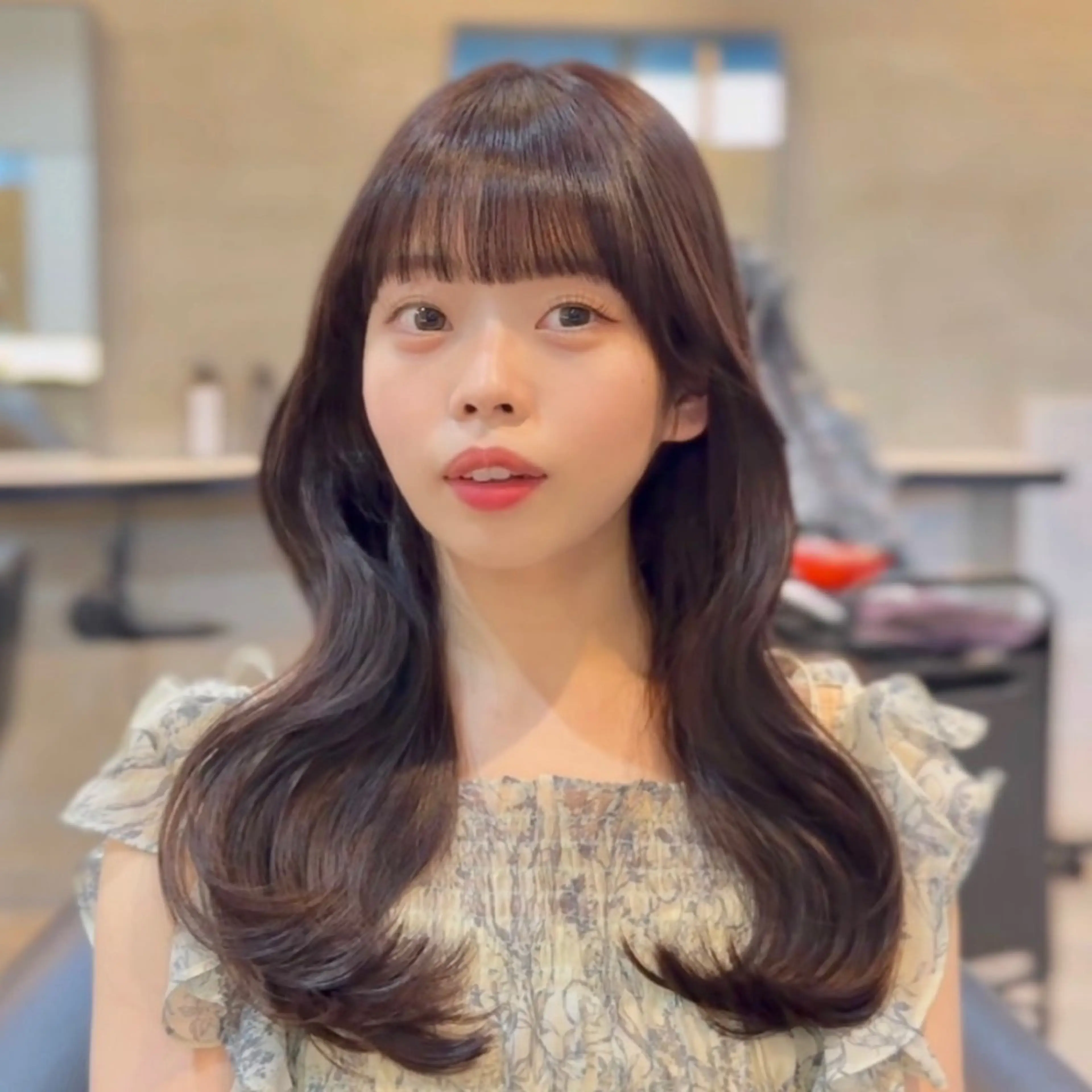 ロング カット 🌹ハッシュカット、 レイヤー韓国ヘア🌹のヘアスタイル