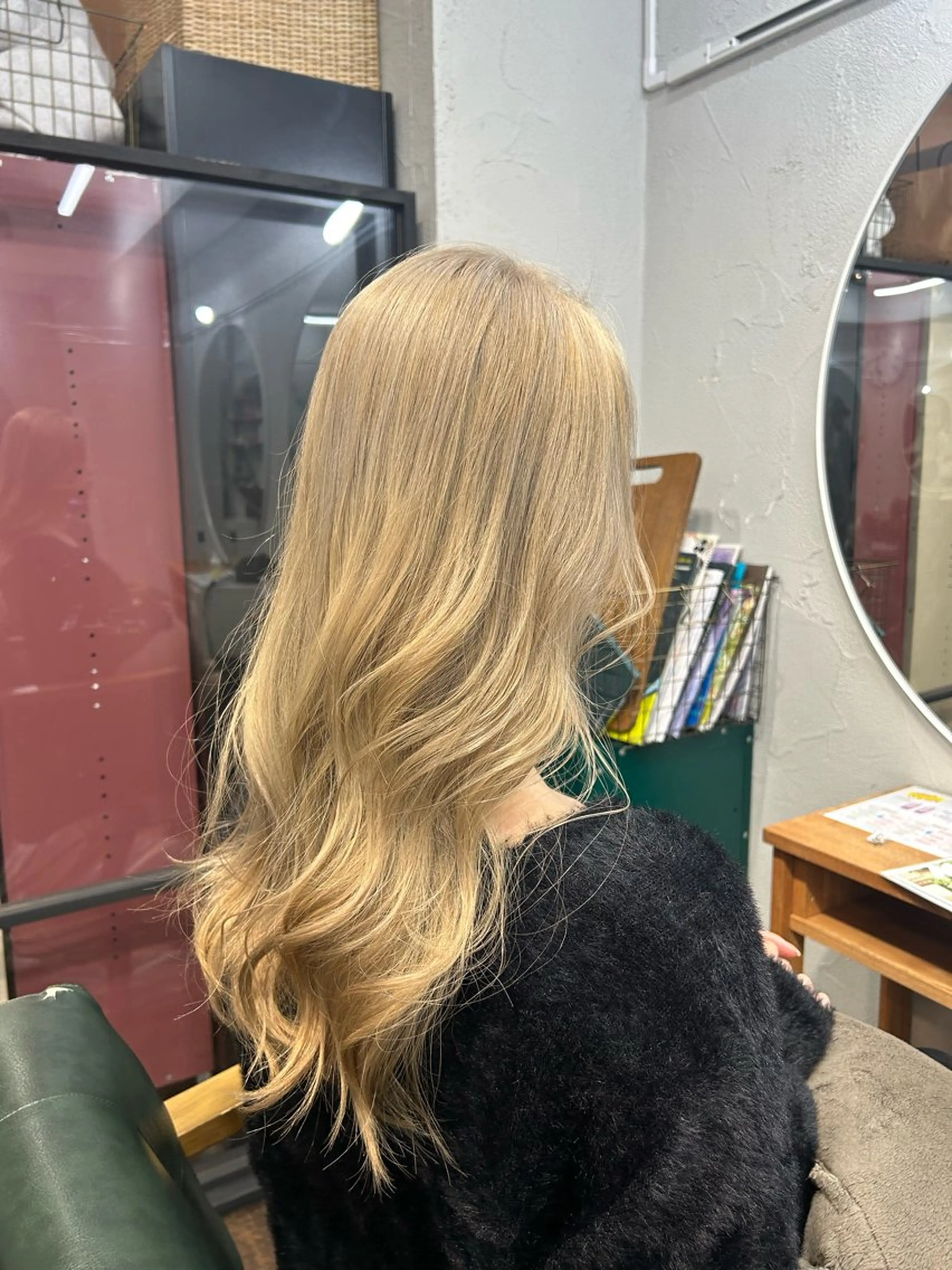 ロング ヘアカラー トリートメント ヘアセット 透明感ヘアカラー chiharuのヘアスタイル