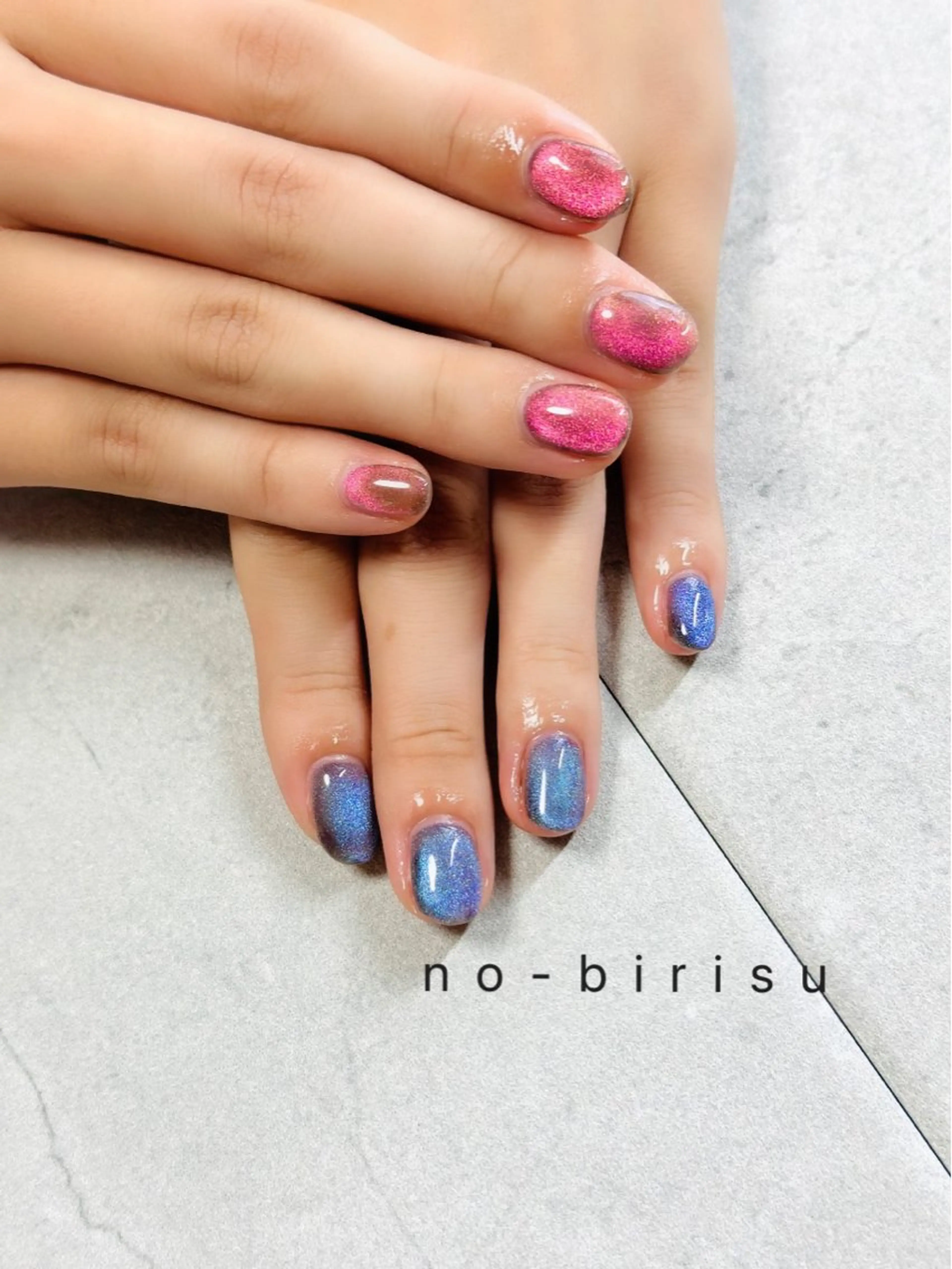 ネイル マグネットネイル ハンドネイル no-birisu nailのネイルデザイン