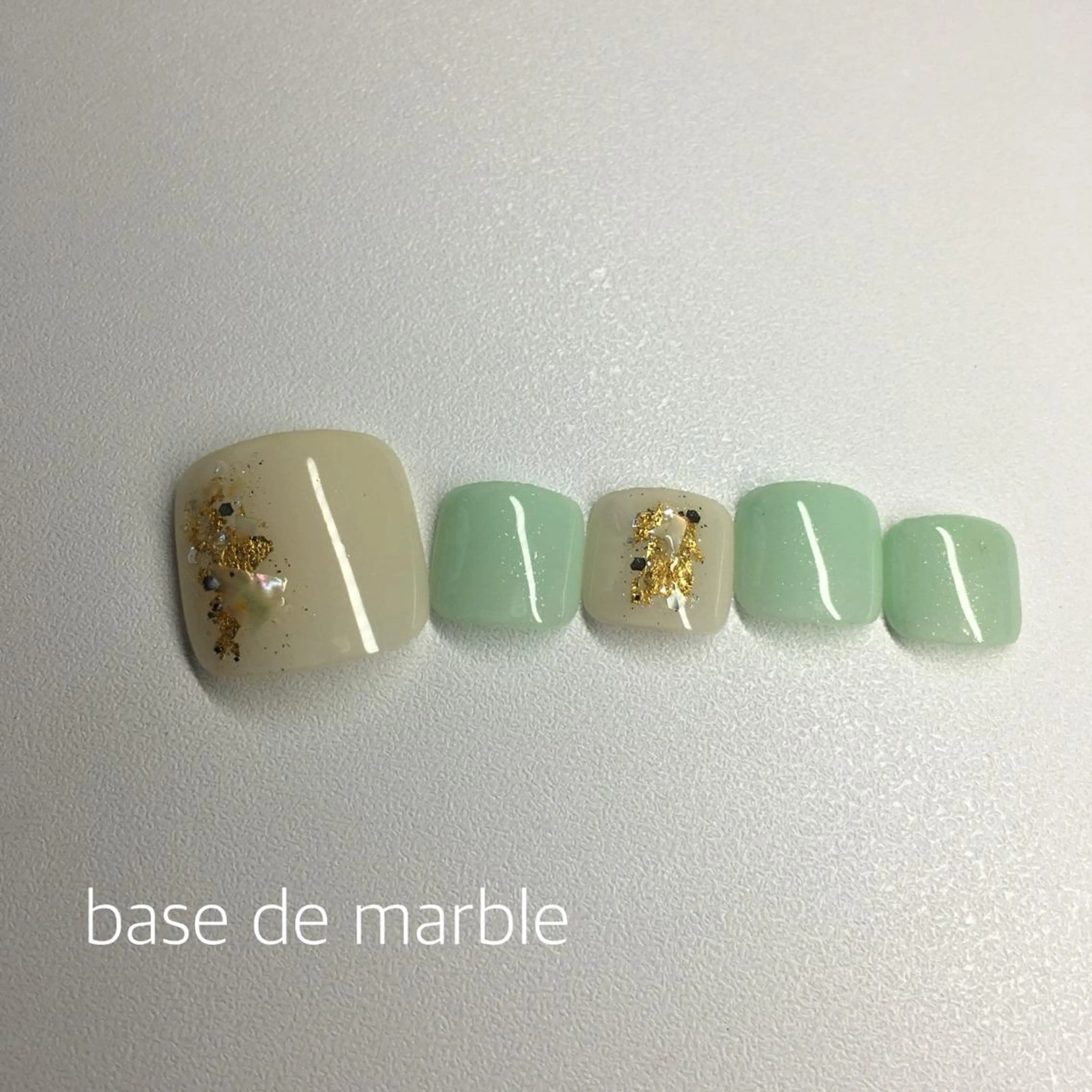 ネイル オモルフィ所属・カラーリスト marumoのヘアスタイル