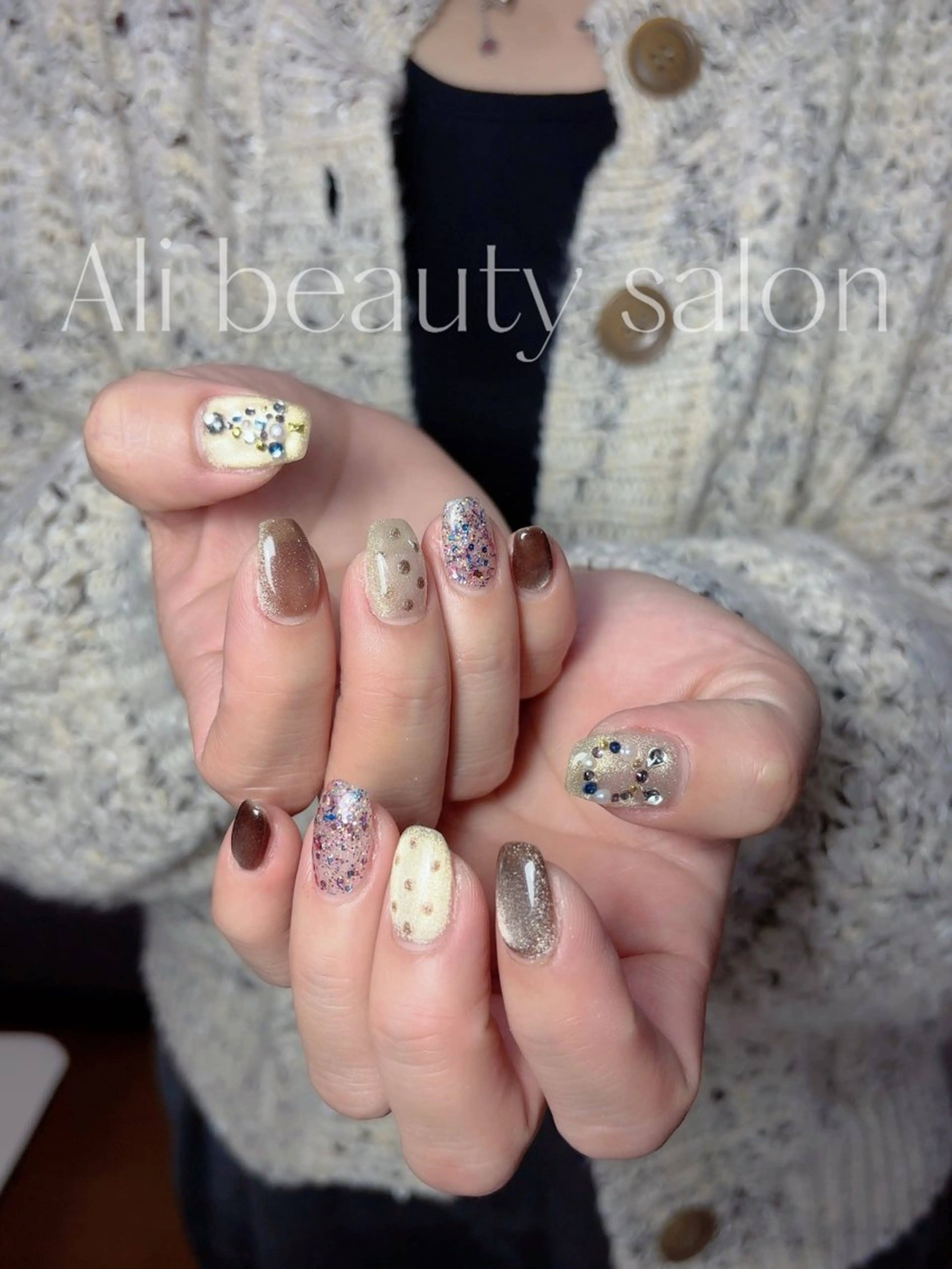 ネイル マグネットネイル 冬ネイル クリスマス ハンドネイル Ali 新小岩 ネイル専門のネイルデザイン