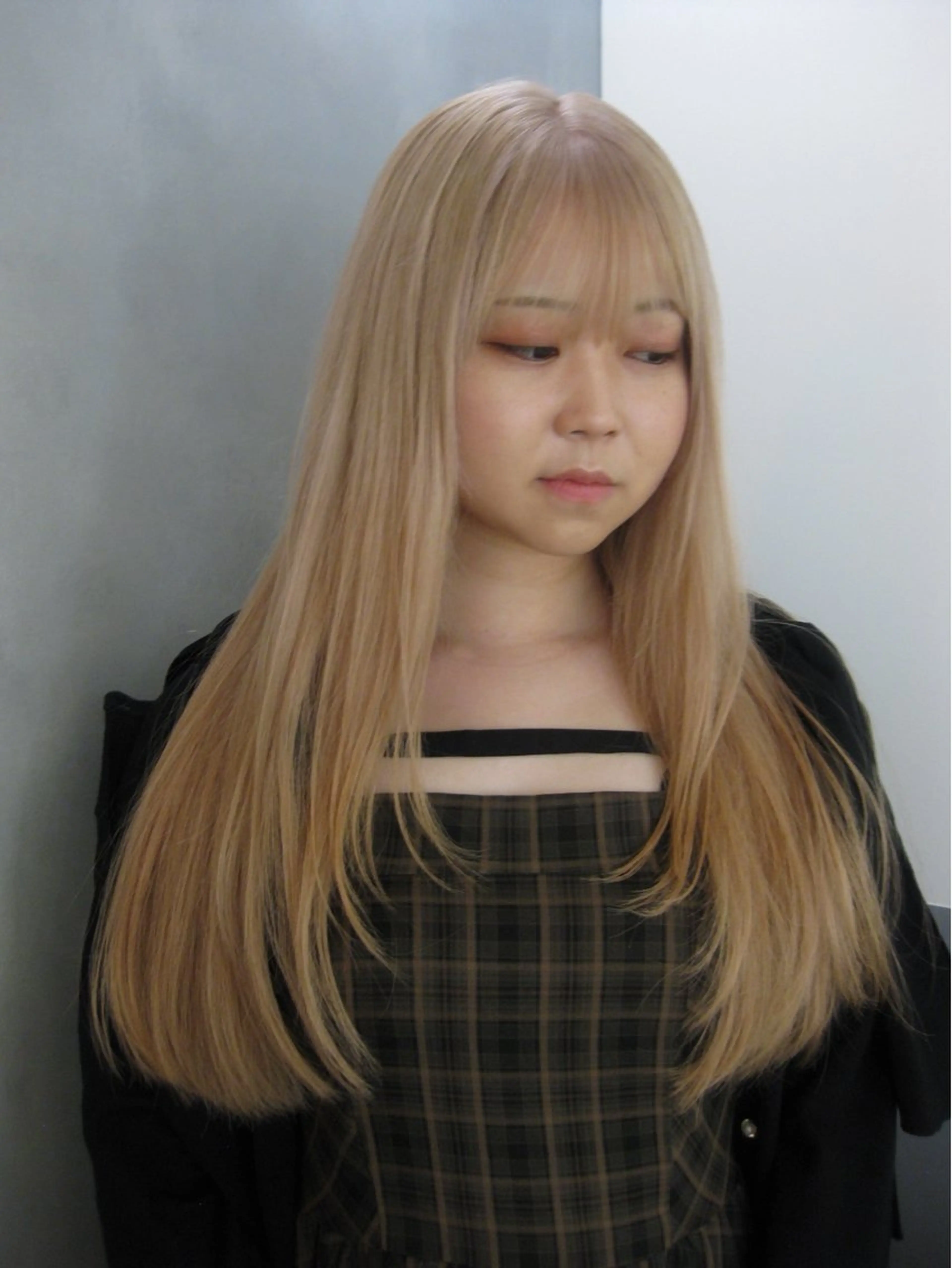 ロング カラー ブリーチ カット ヘアカラー トリートメント 🦖ミニボブ/ボブ /MOEKA🦕のヘアスタイル