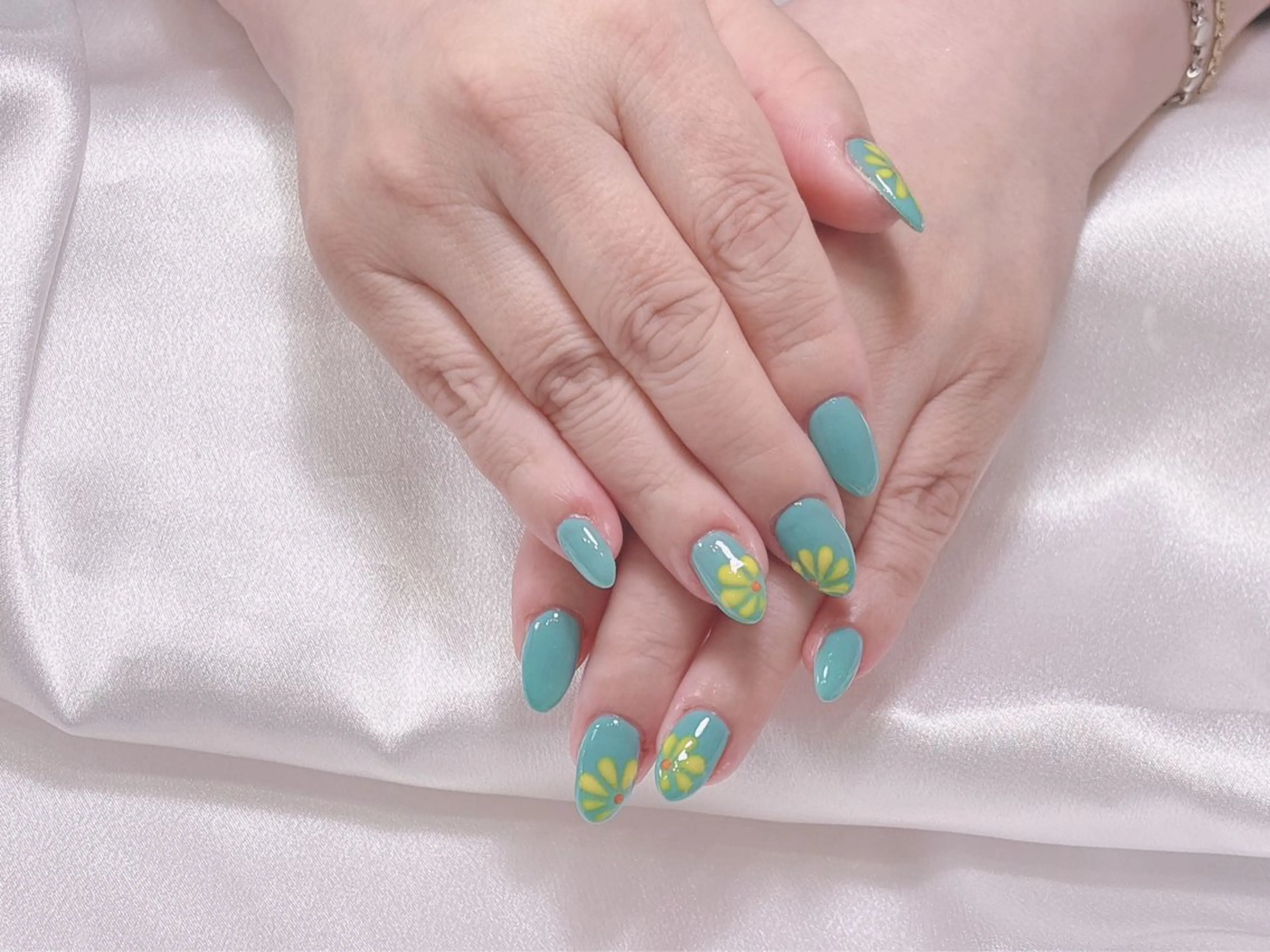 ネイル ジョリ kasumi🌹💅のネイルデザイン