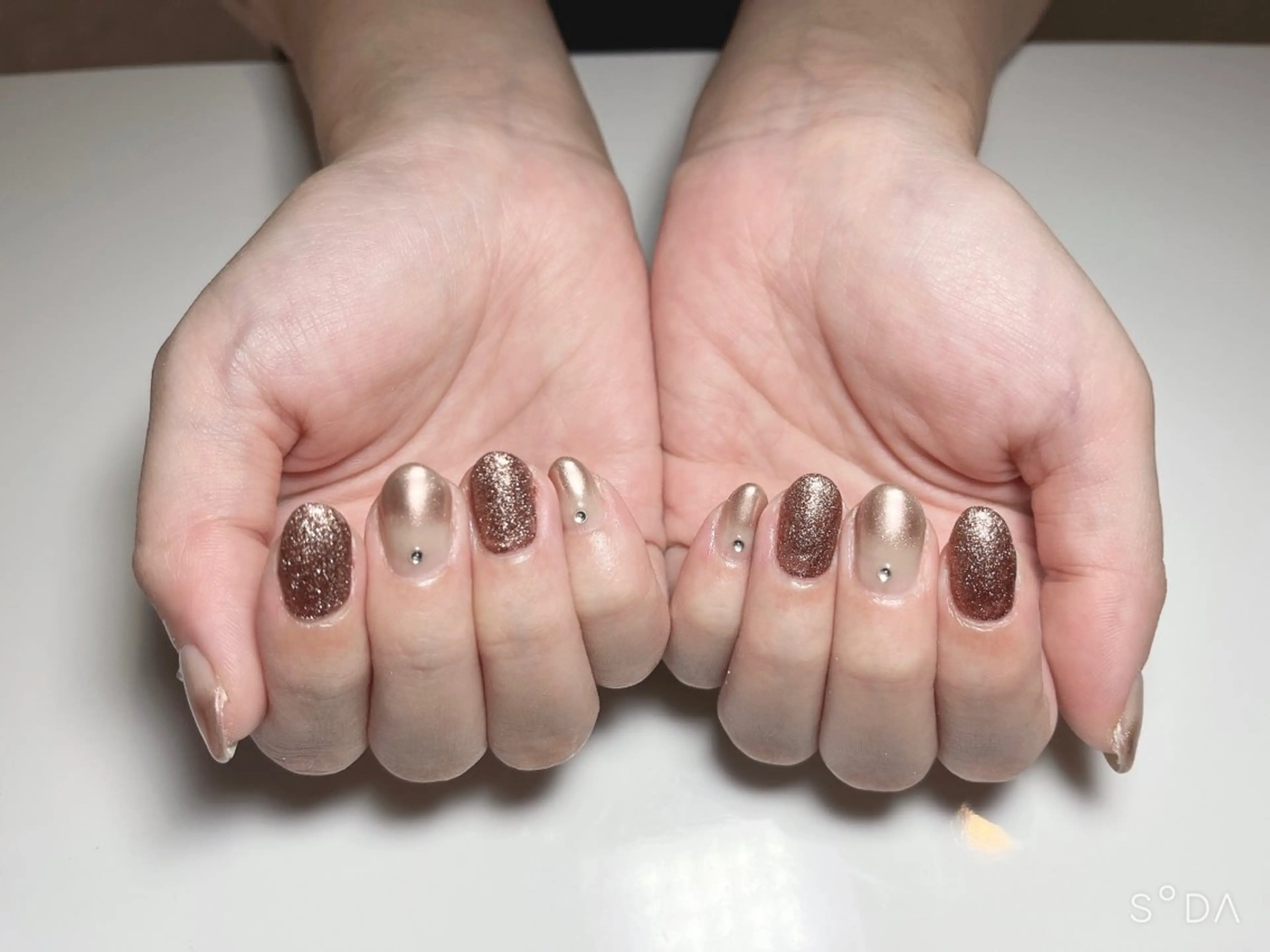 ネイル ハンドネイル Ree所属・ネイル脱毛 Reeのネイルデザイン