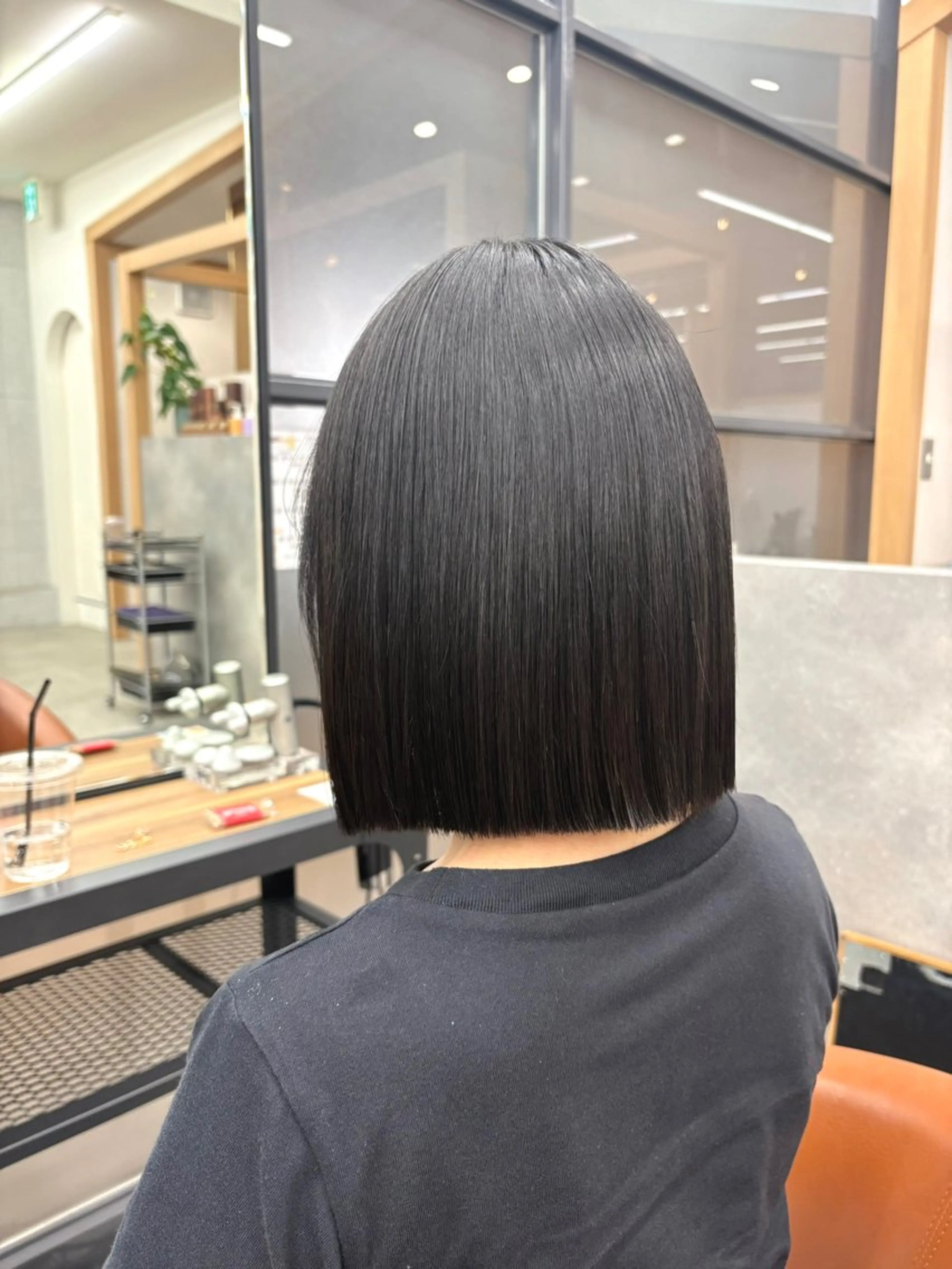 ショート 縮毛矯正 🫧透明感🫧 上岡夕理香のヘアスタイル