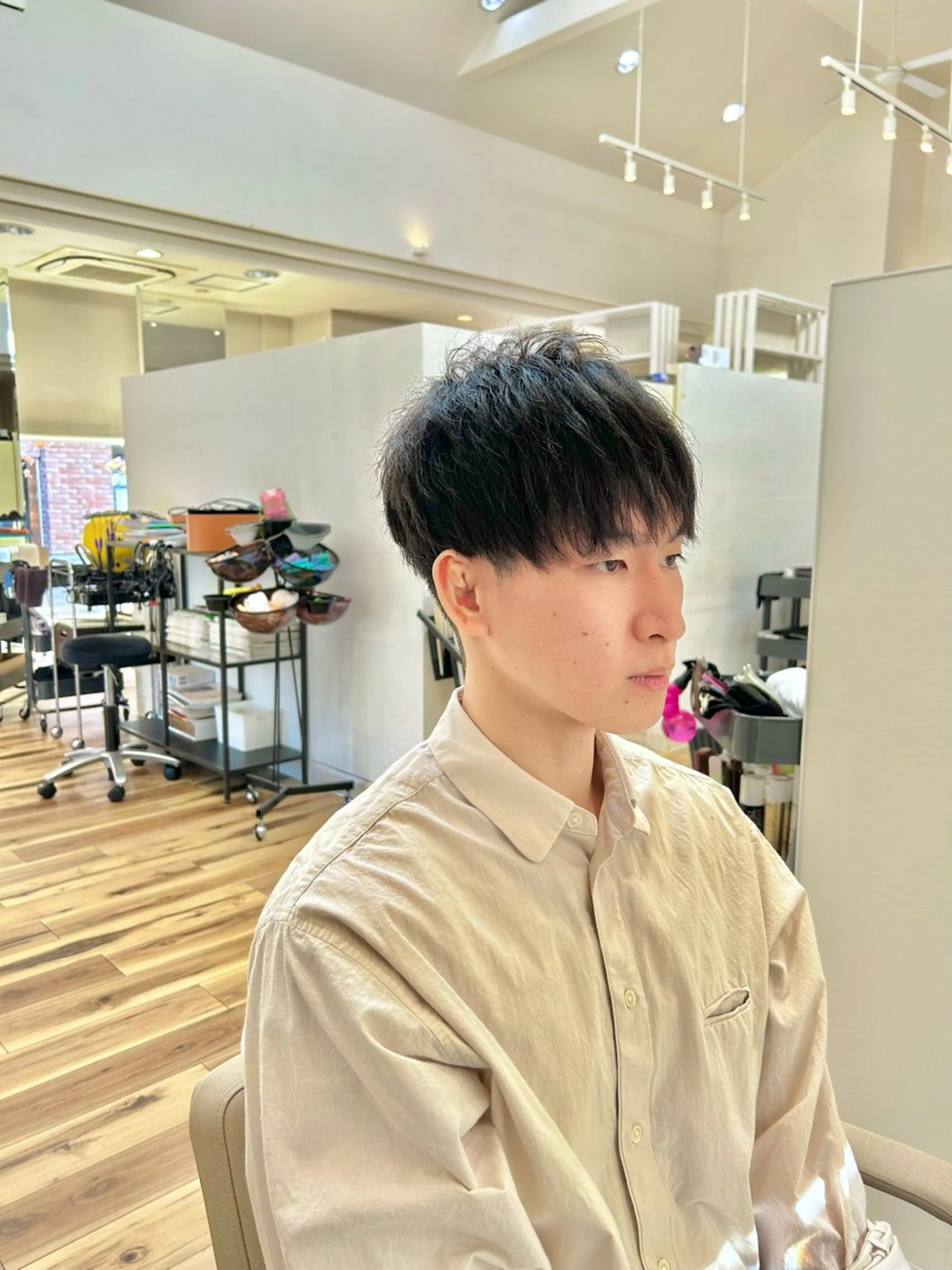 7月 セットしやすいカット+部分パーマ(悩み解消) ホームケア用トリートメント付きの写真