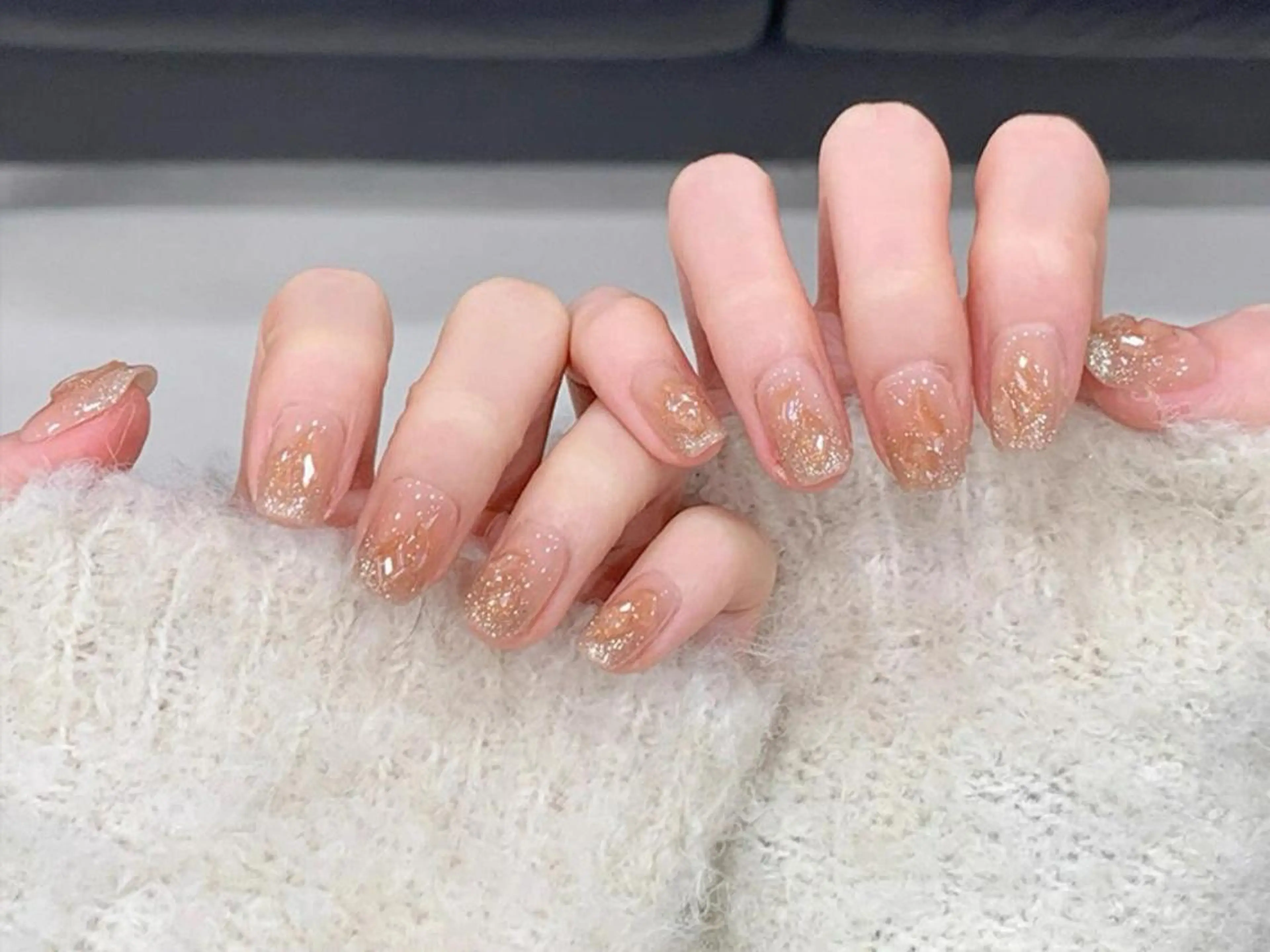 ネイル ジェルネイル ガーリー グラデーション キラキラネイル ラメ(グリッター) ハンドネイル ハンドケア 💅 NikoNikoのネイルデザイン