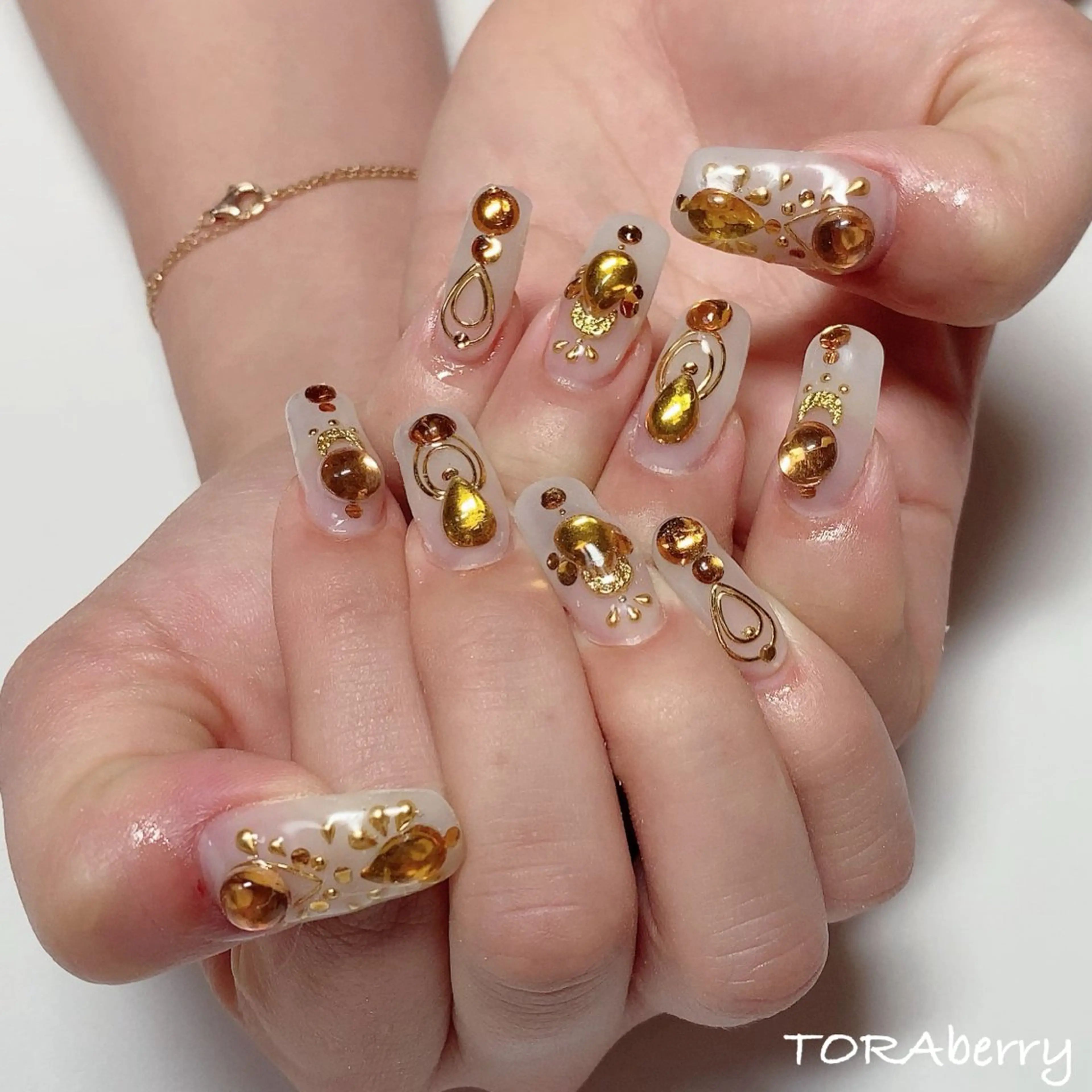 ネイル ハンドネイル ネイリスト なつみのネイルデザイン