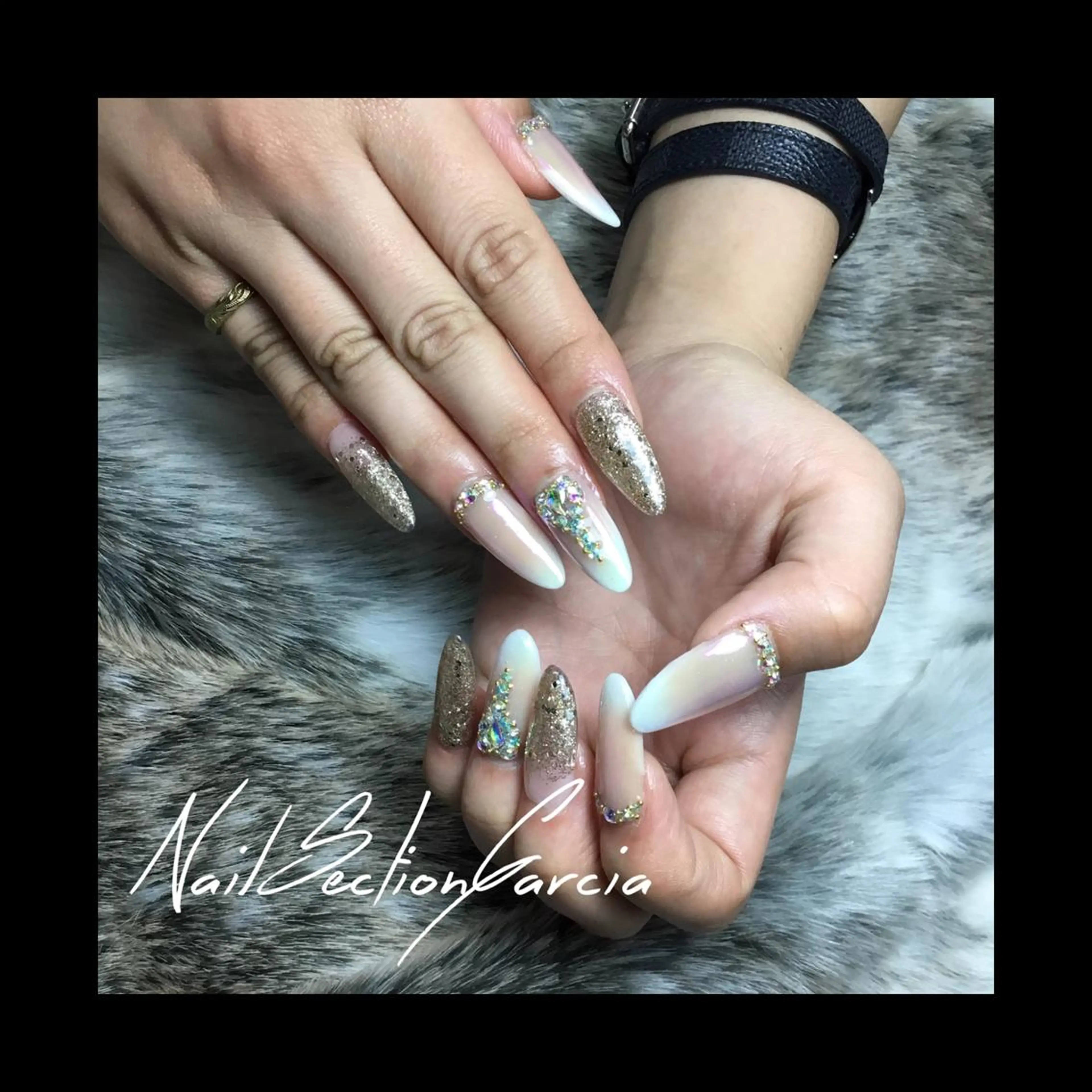 ネイル アートネイル ジェルネイル ゴールド グラデーション 卒業式 Yamawaki  by NSGのネイルデザイン