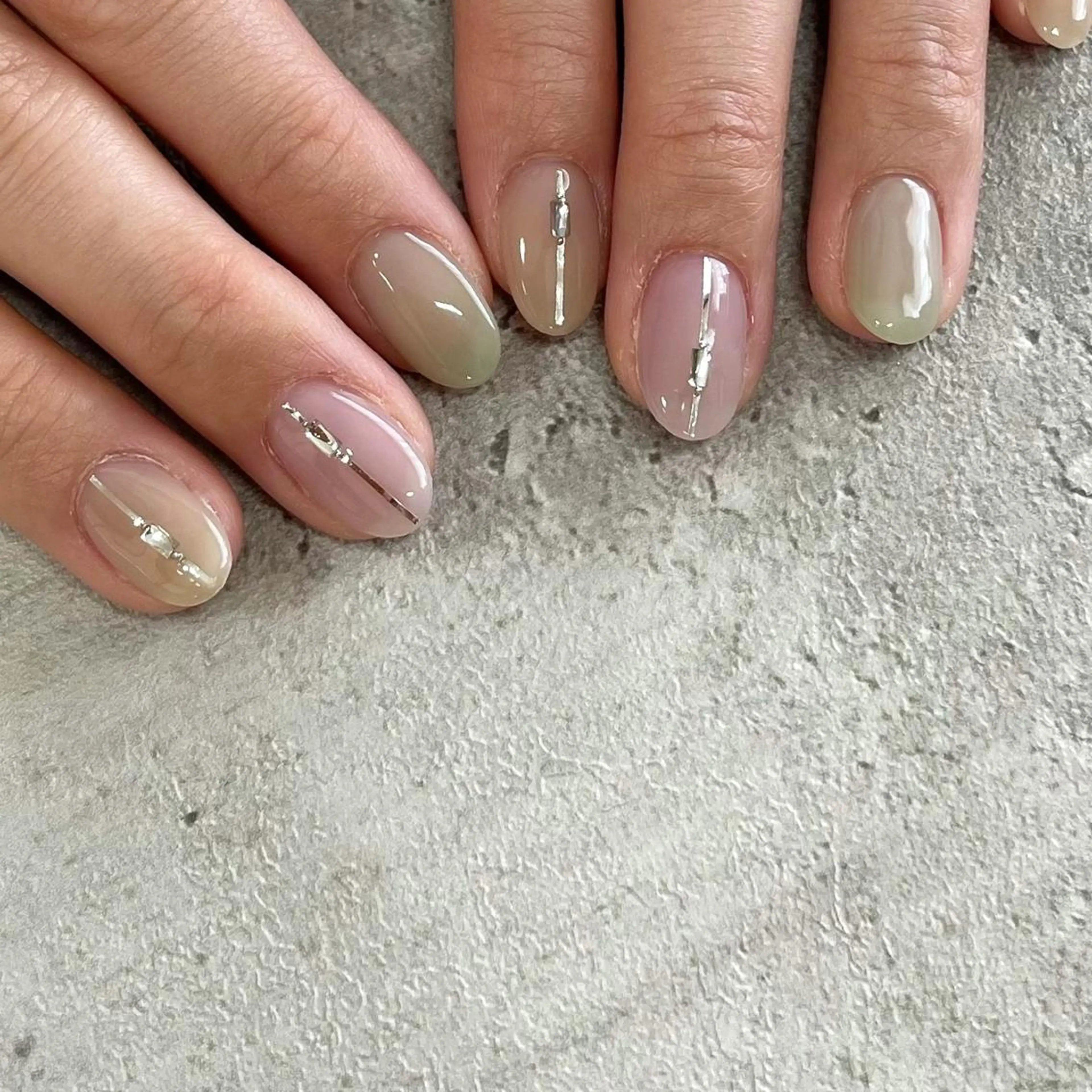 ネイル ジェルネイル 東 千夏のネイルデザイン