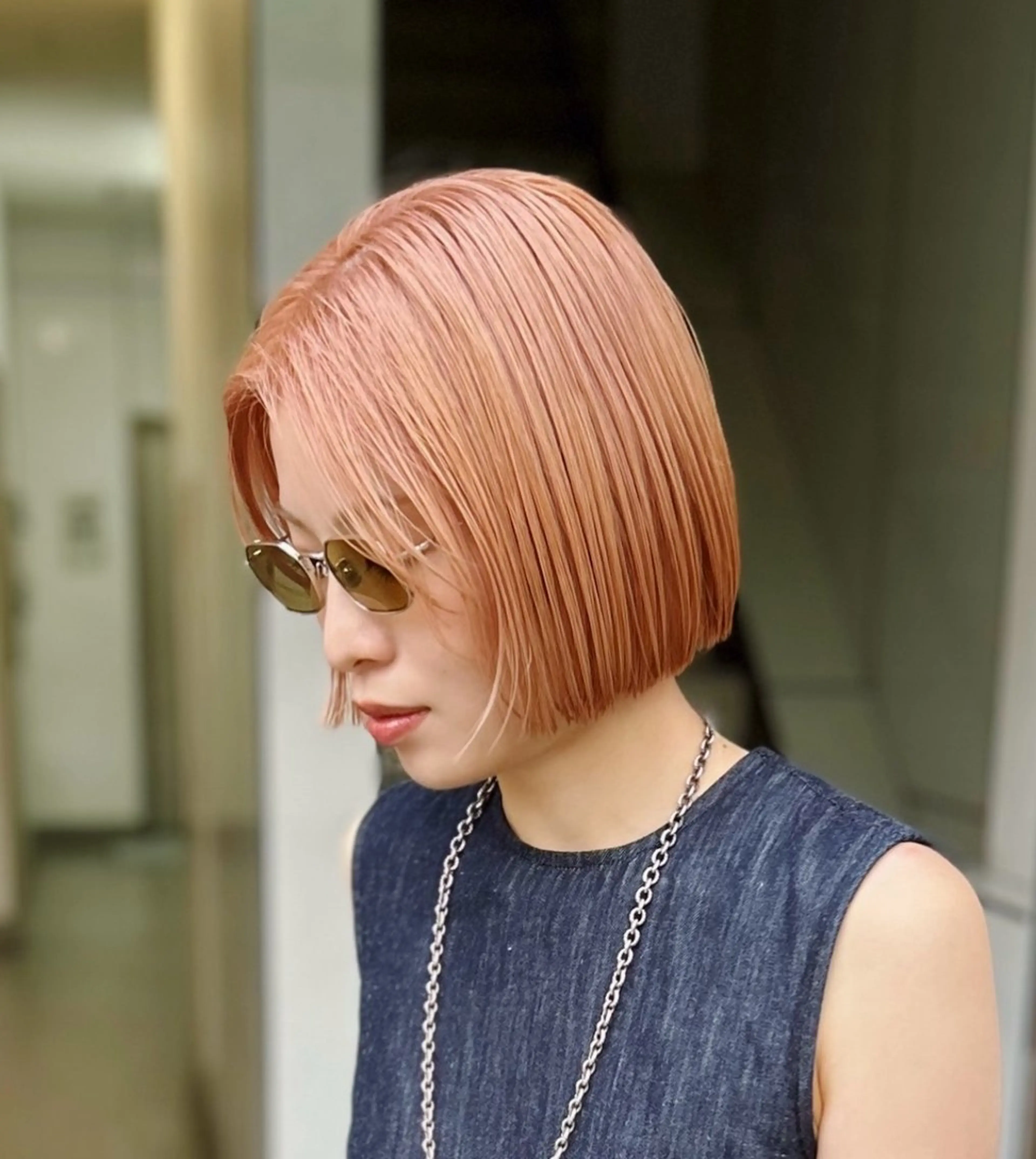 【20:00〜限定価格】【ケアブリーチ使用で柔らかい色味】レディースカット+ブリーチあり/無しダブルカラーの写真