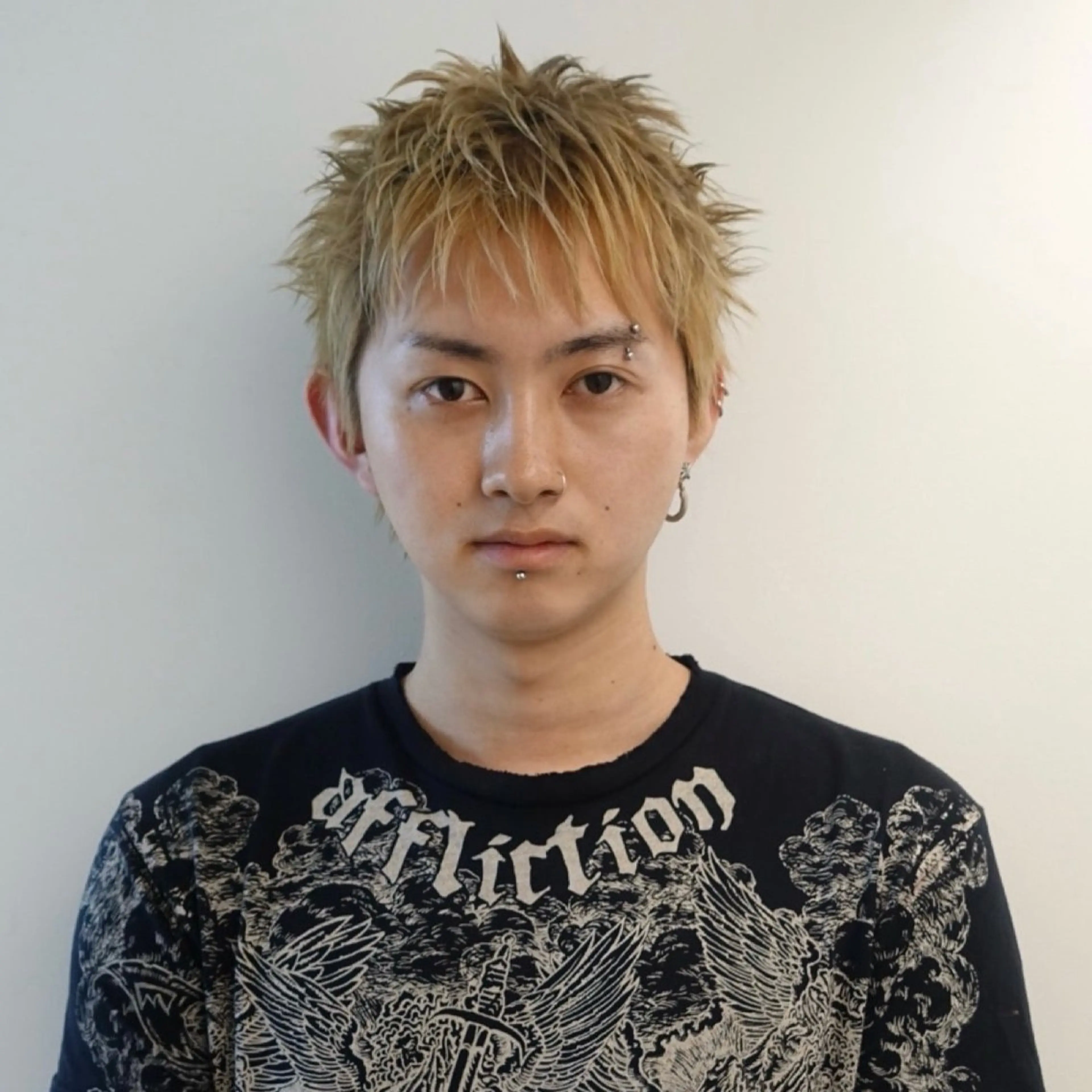 ショート カラー メンズ カット ハイトーン/パーマ/ メンズ / 櫻本🌐のヘアスタイル