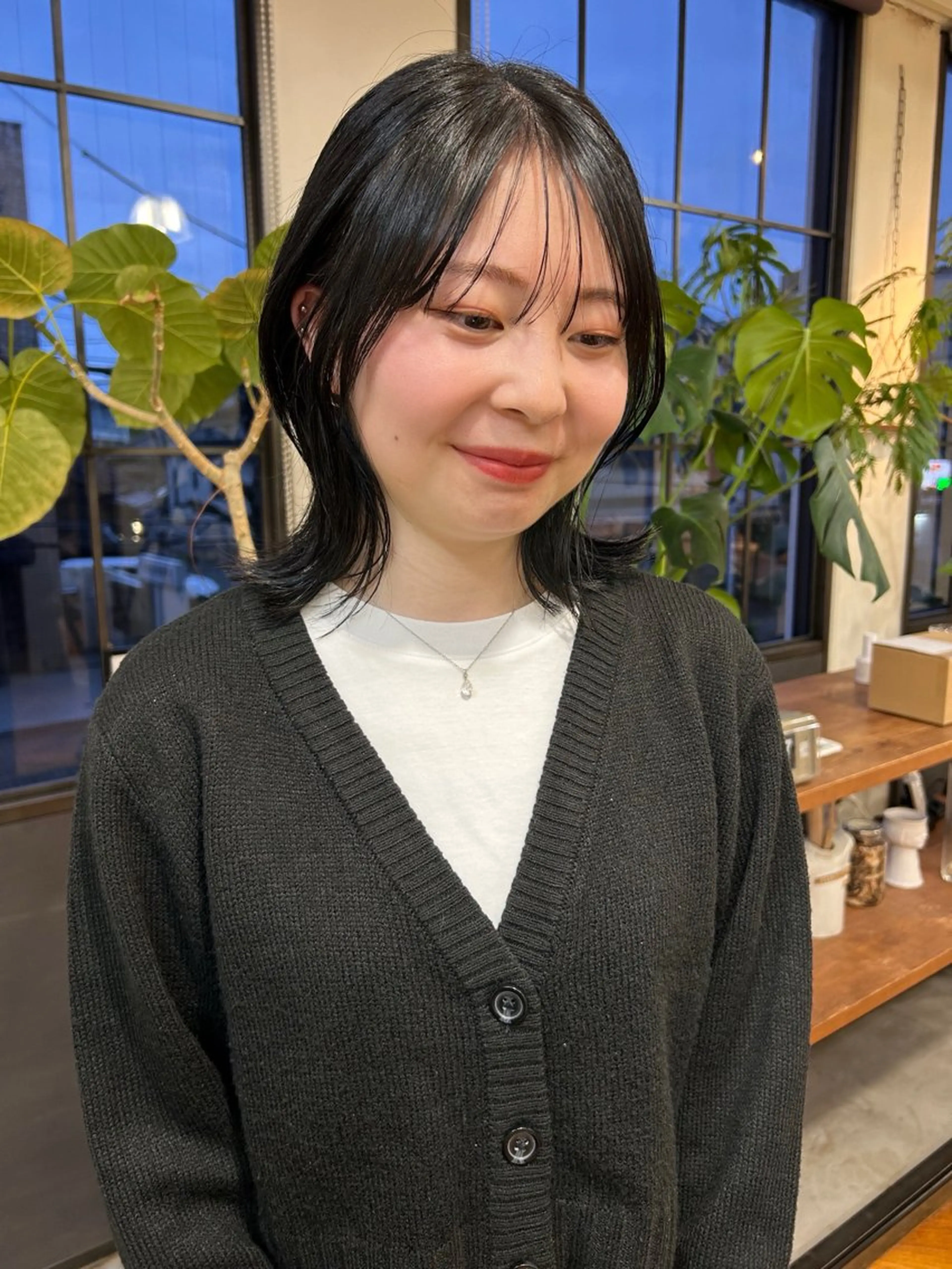 ミディアム SUNSUNSUN所属・SUNSUNSUN 斎藤天海のヘアスタイル