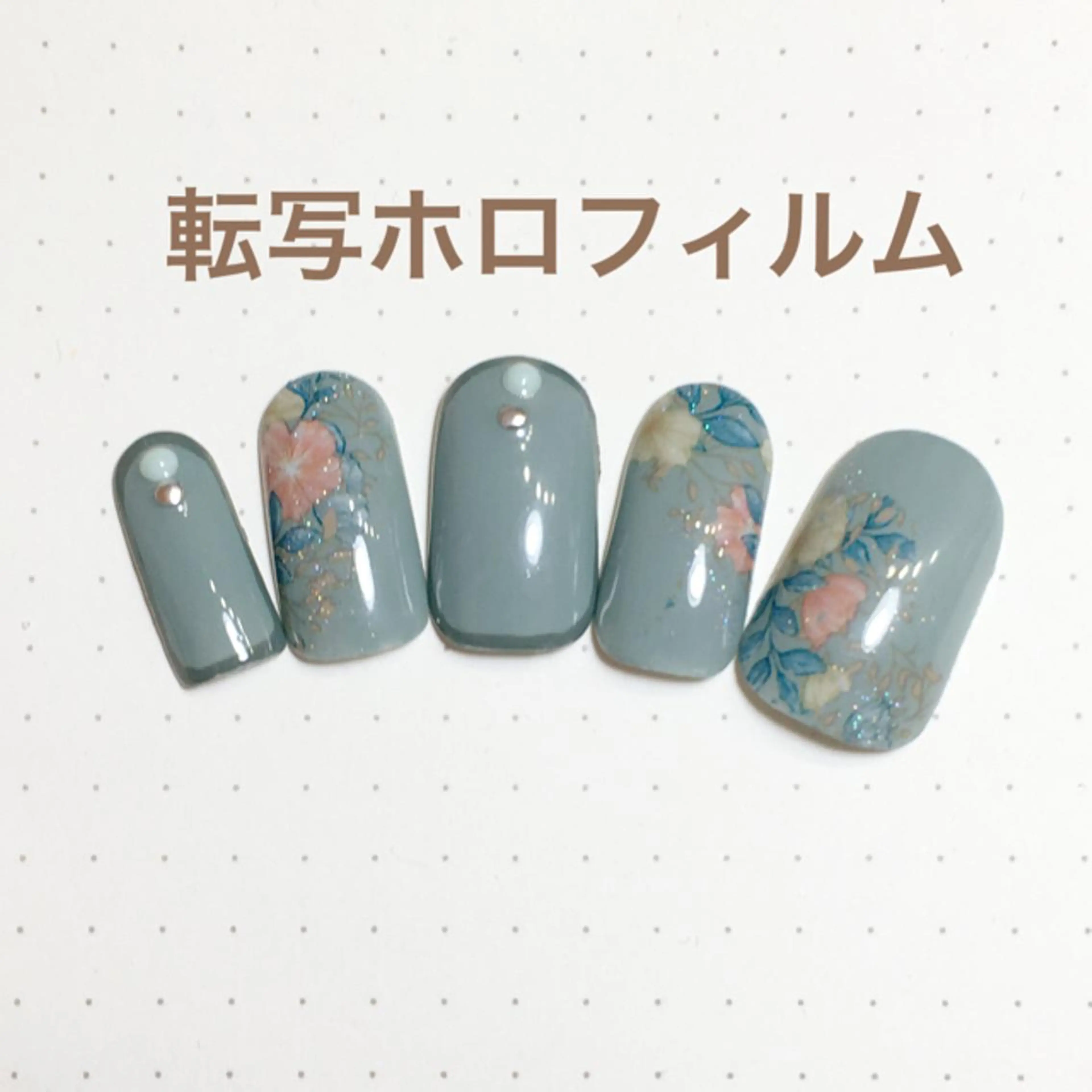 ネイル アートネイル corazon所属・ネイリスト aicoのネイルデザイン