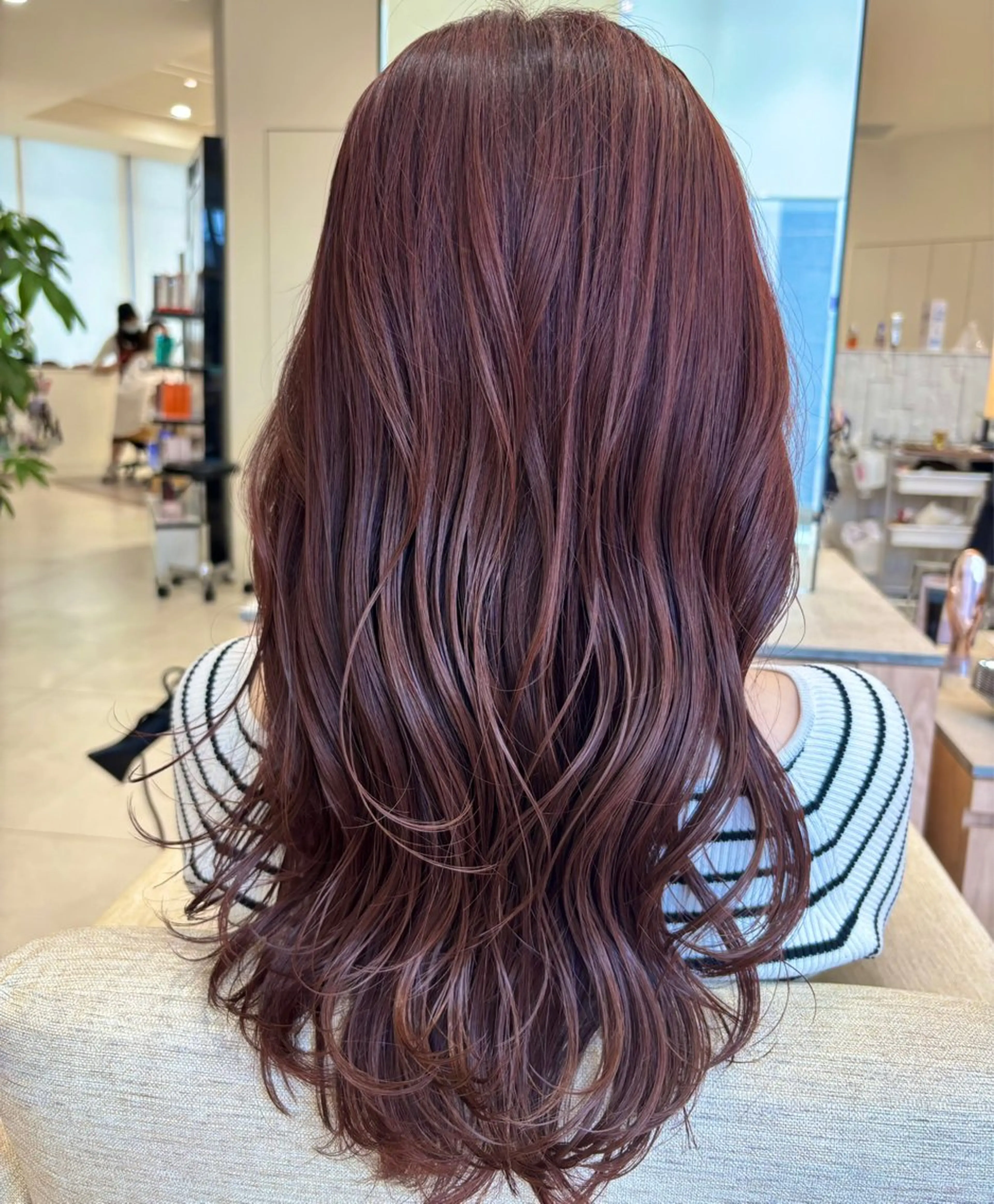 ロング カット ヘアカラー トリートメント ヘッドスパ ガレリア  名駅オーキッドGビル店所属・名駅／艶髪ストレート ／ヘッドスパ／伴怜奈のヘアスタイル