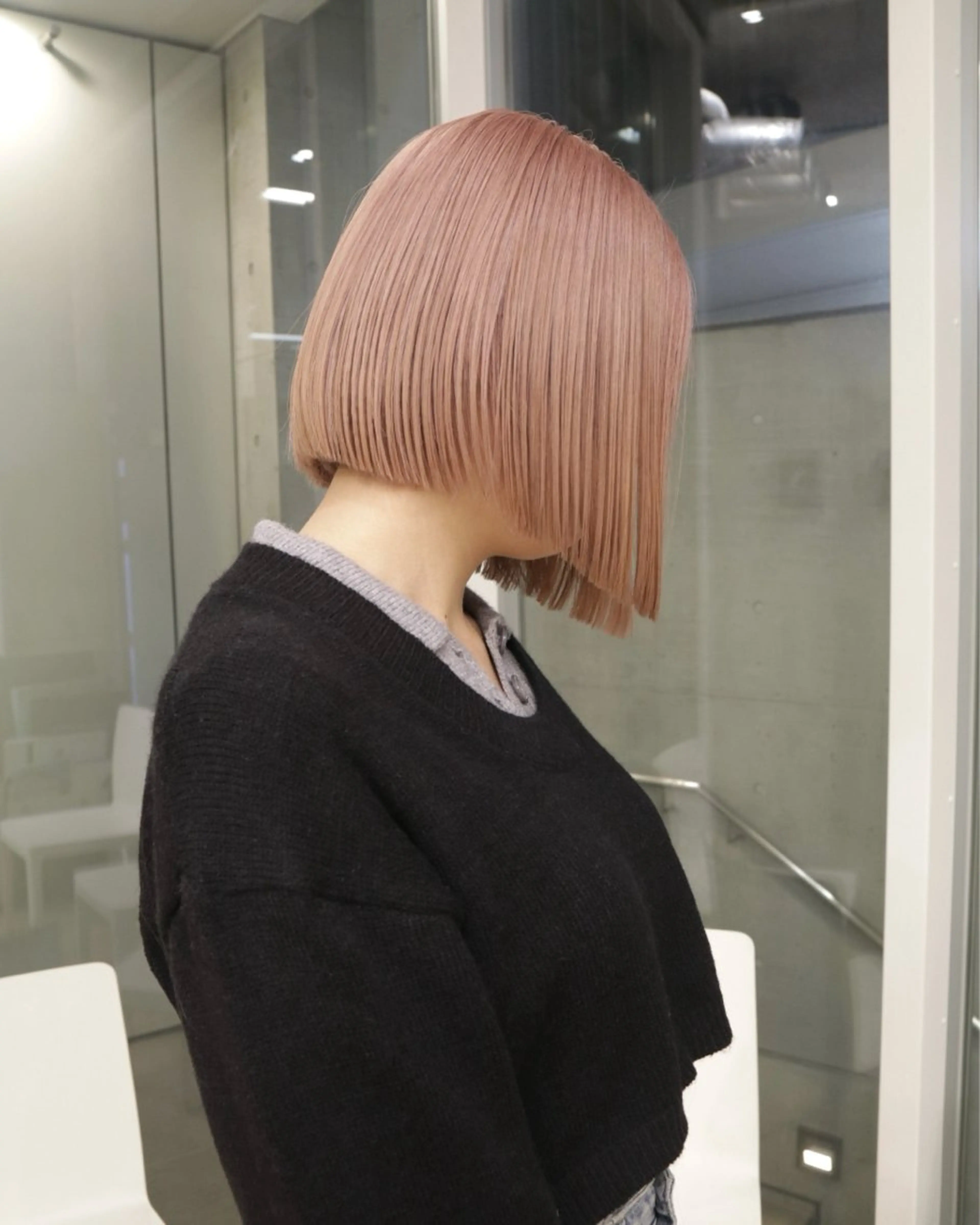 ショート カラー ベージュカラー ブリーチ ピンクカラー ピンクベージュ ヘアカラー トリートメント レイヤーカットとハイ トーン/HIROKIのヘアスタイル