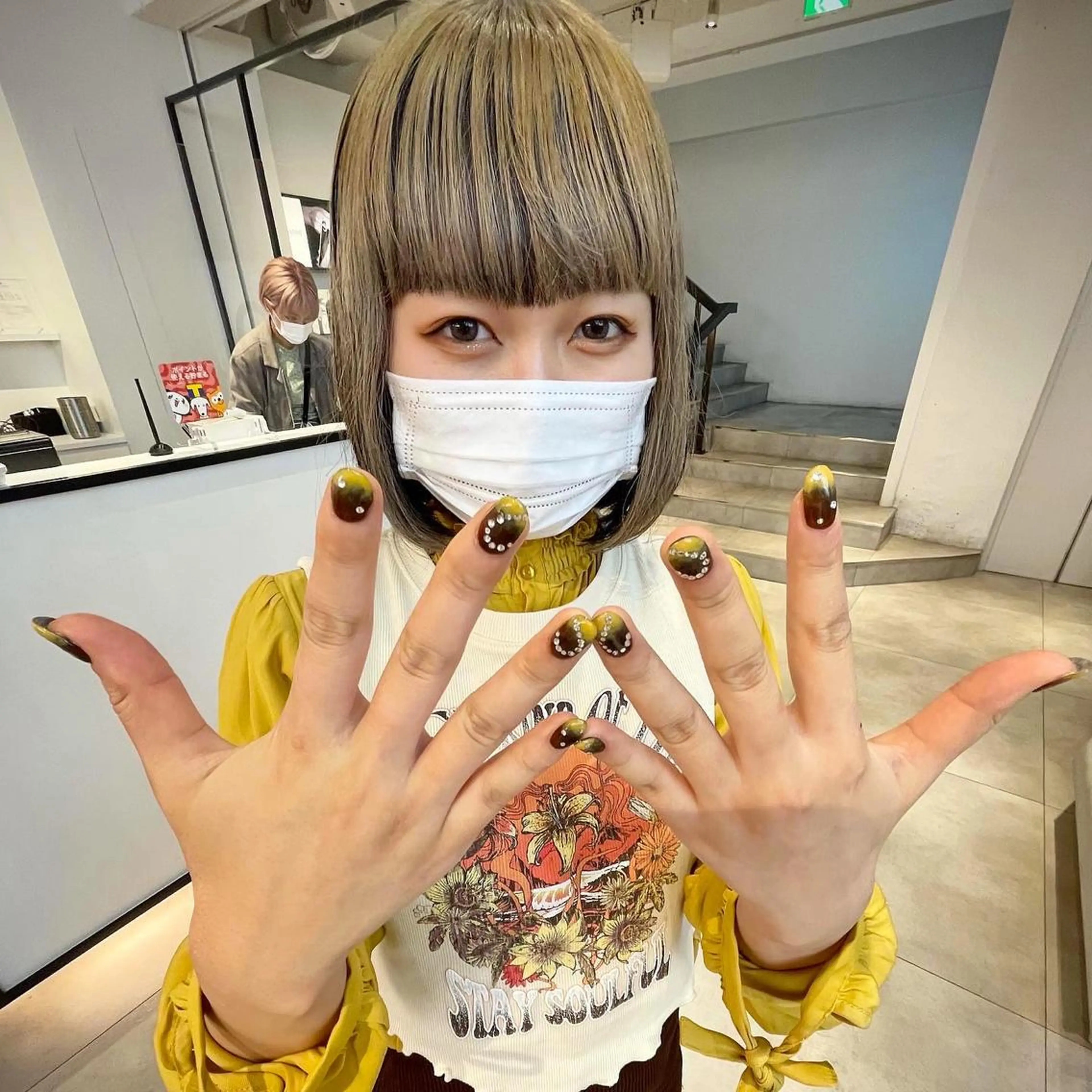 ネイル 🎀ボブ＋ハイトーン シュカ👶🏻のヘアスタイル