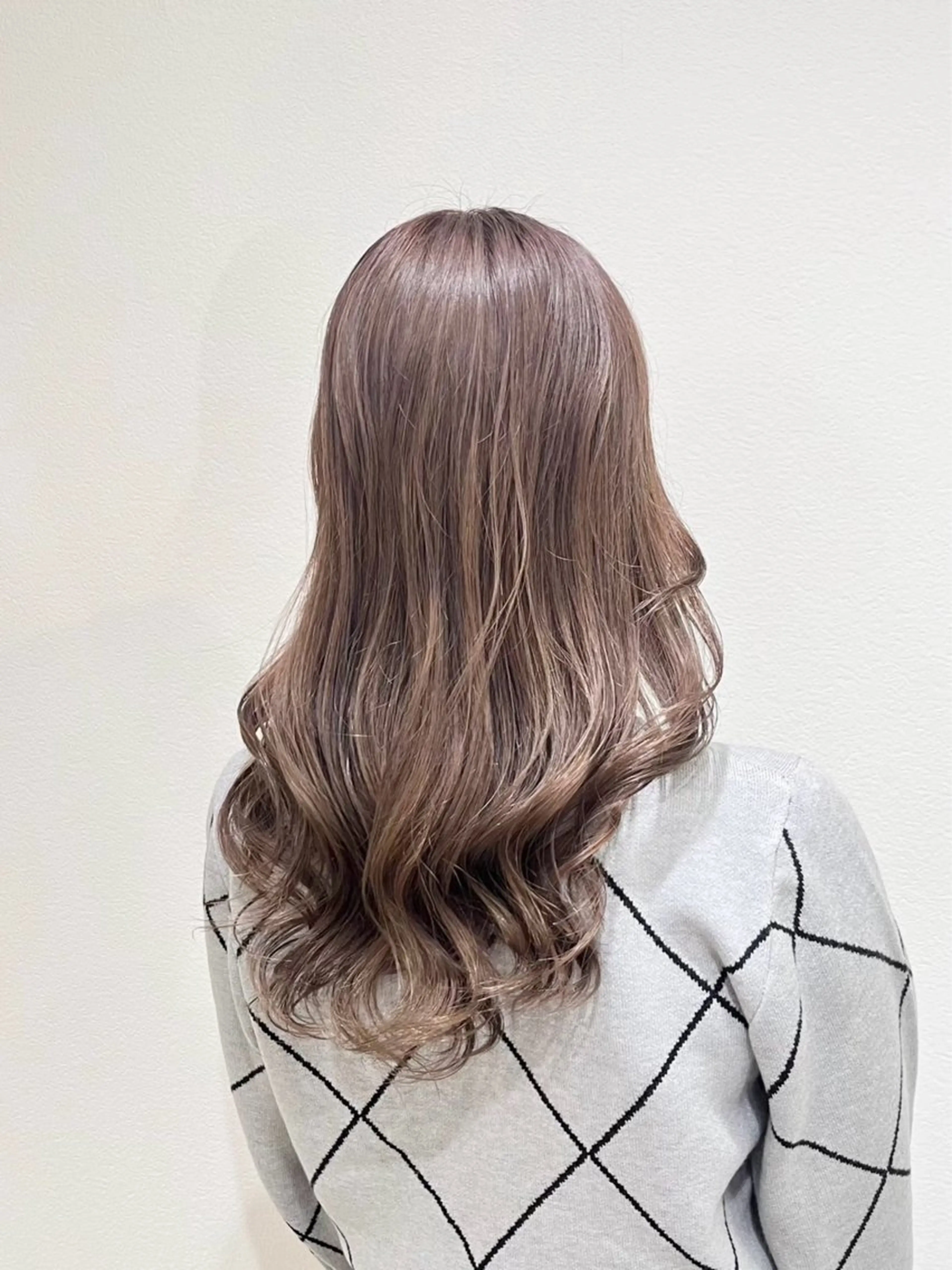 ロング カラー ヘアカラー 艶髪✨️ kuyumi🌷のヘアスタイル