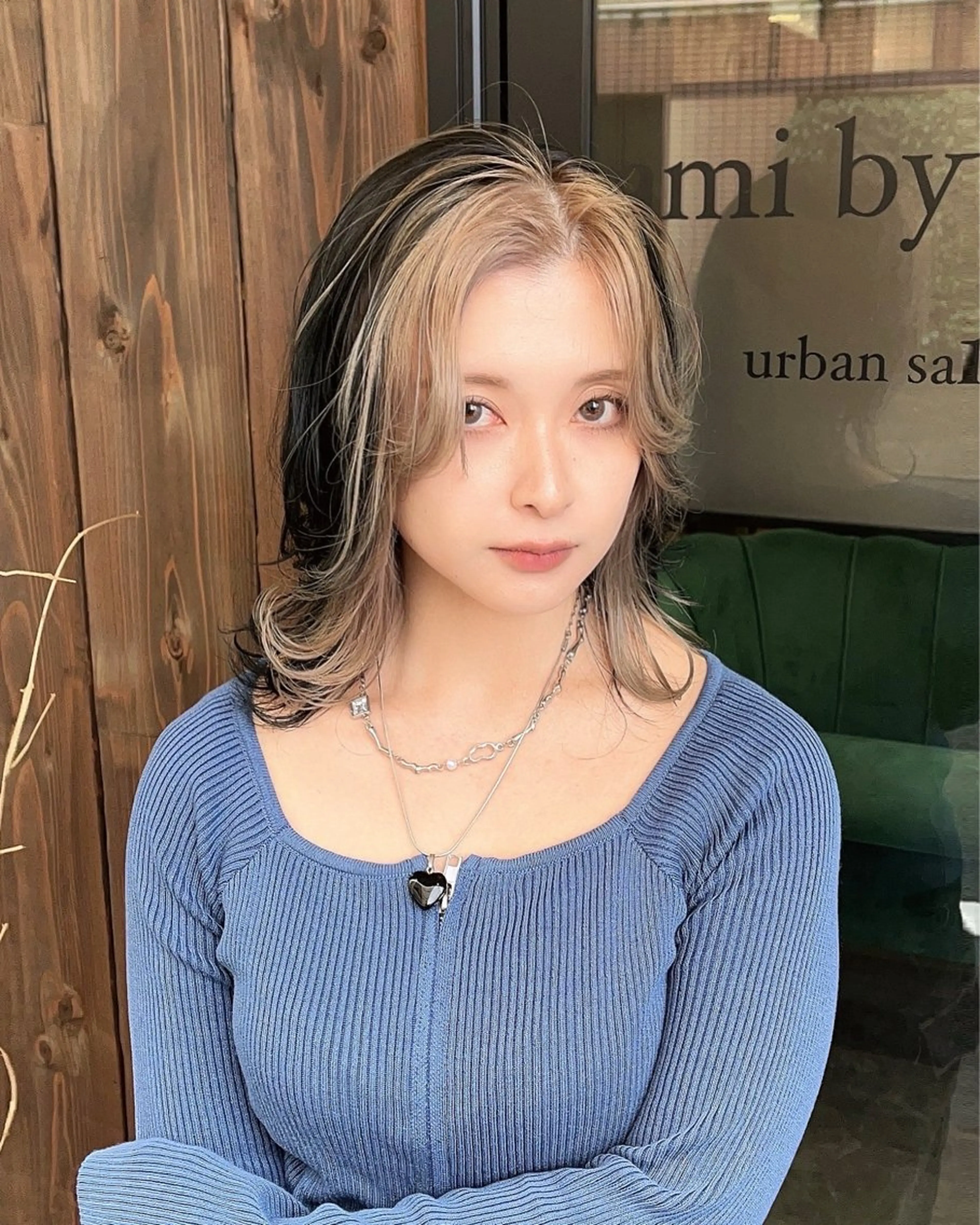 セミロング ミストバング レイヤーカット カット ヘアカラー ウルフ/レイヤー /パーマ/島田陽稀のヘアスタイル