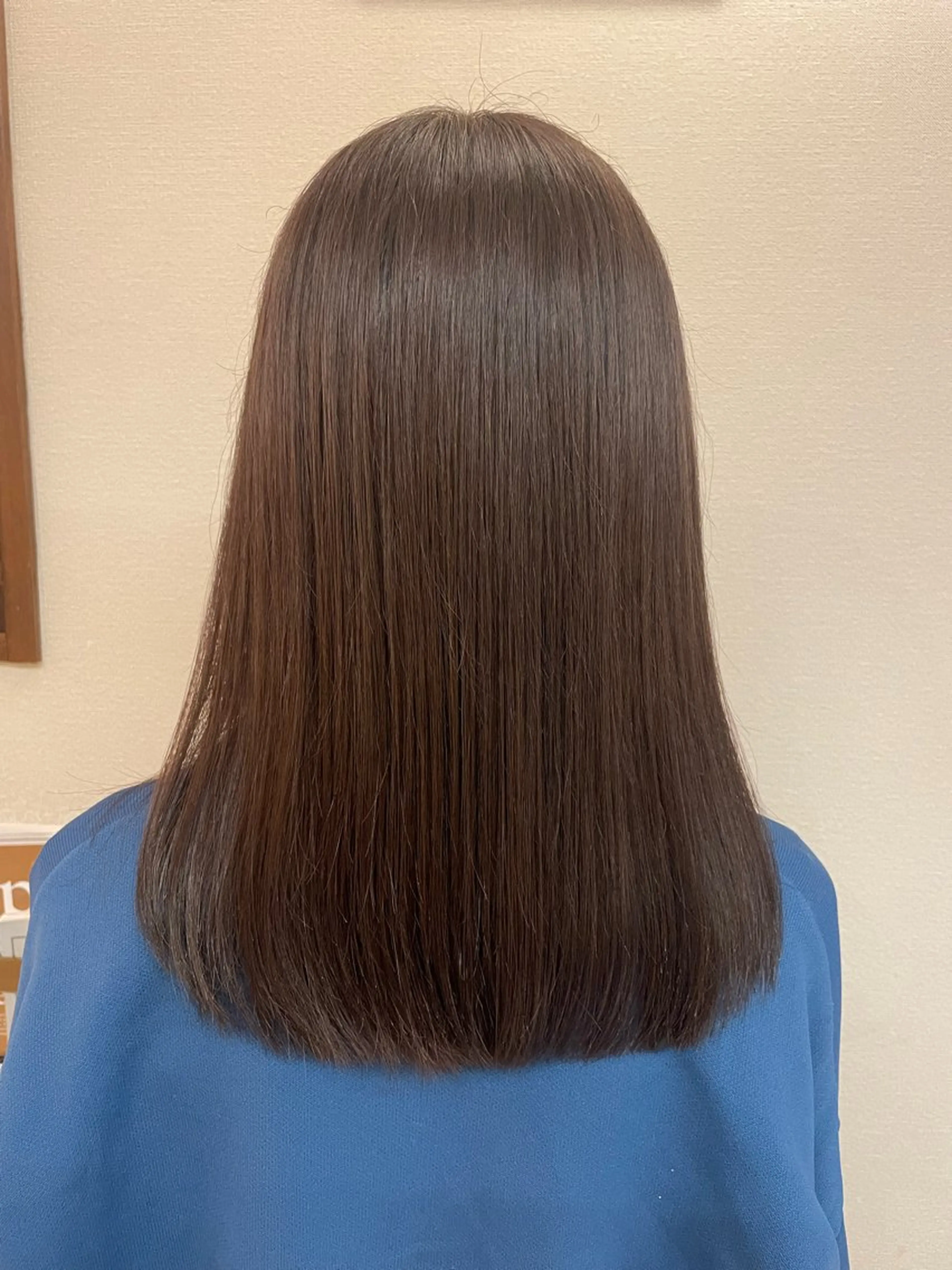 セミロング カラー カバーヘアブリス上尾店所属・飯田 萌友のヘアスタイル