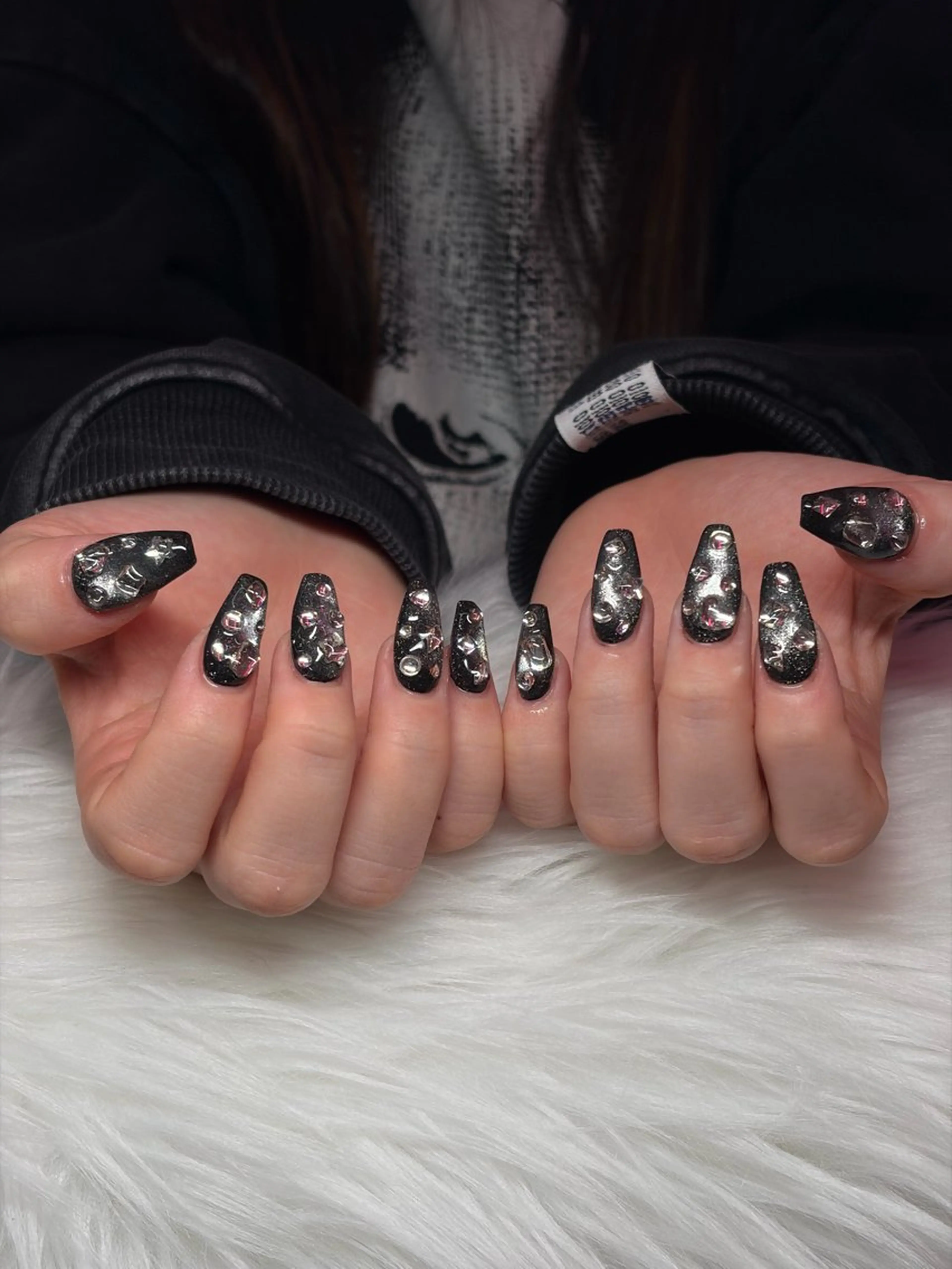 ネイル キラキラネイル ハンドネイル yuuka/池袋 🎼WOLTOKYOのネイルデザイン