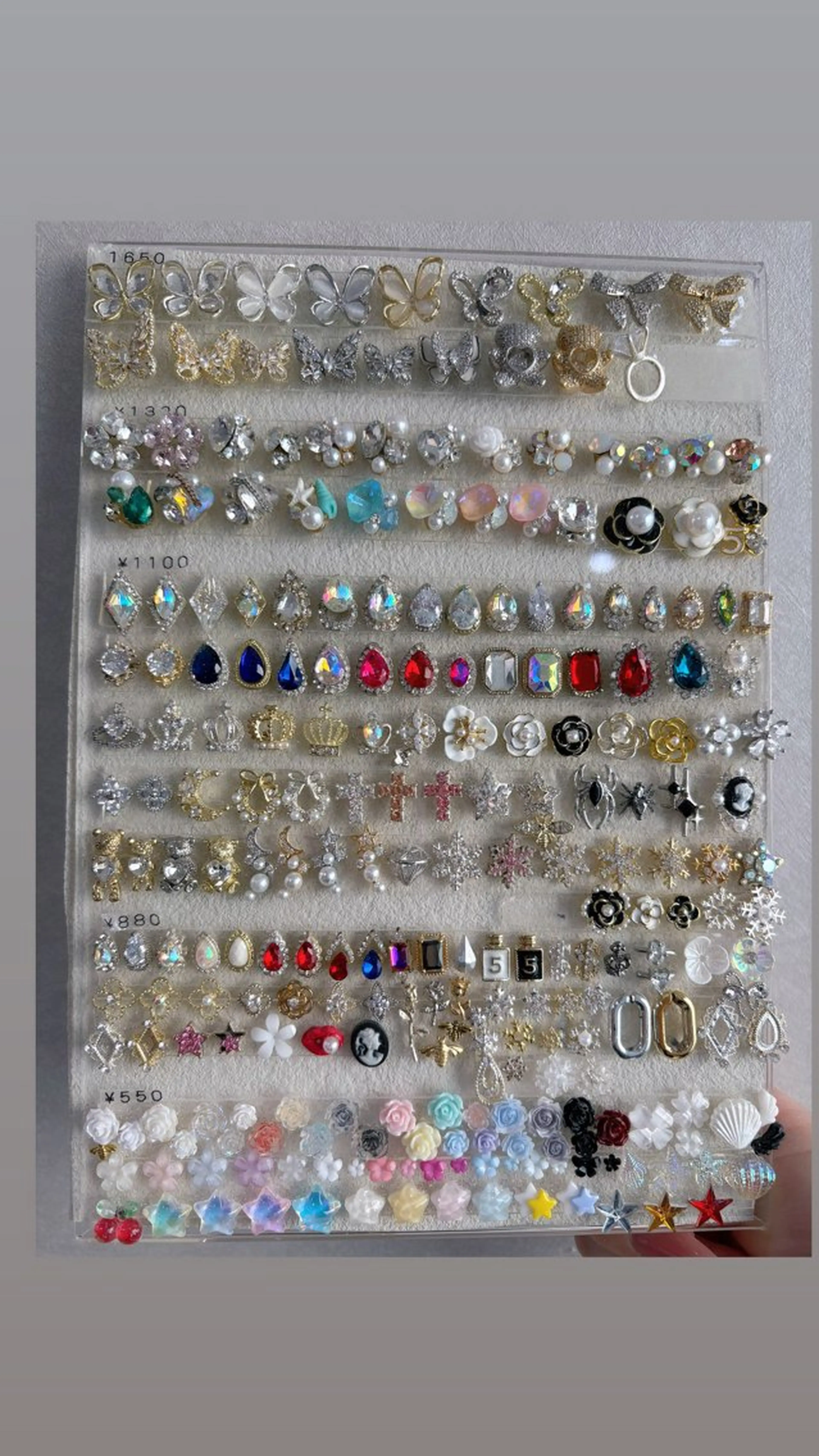 ネイル Nail R🌷 AKARI恵比寿のネイルデザイン